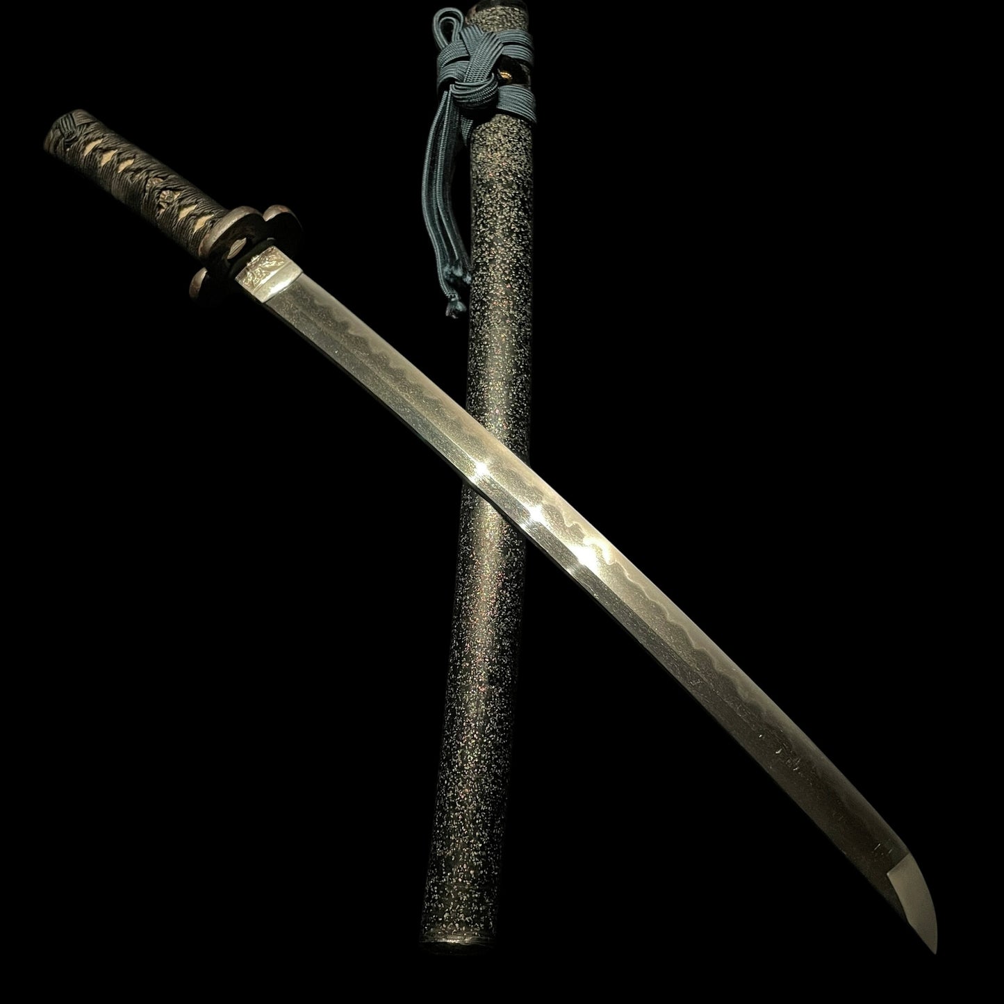 Aogaimijin-Saya 青貝微塵鞘 Wakizashi, Thick Tsuba, Edo period mumei