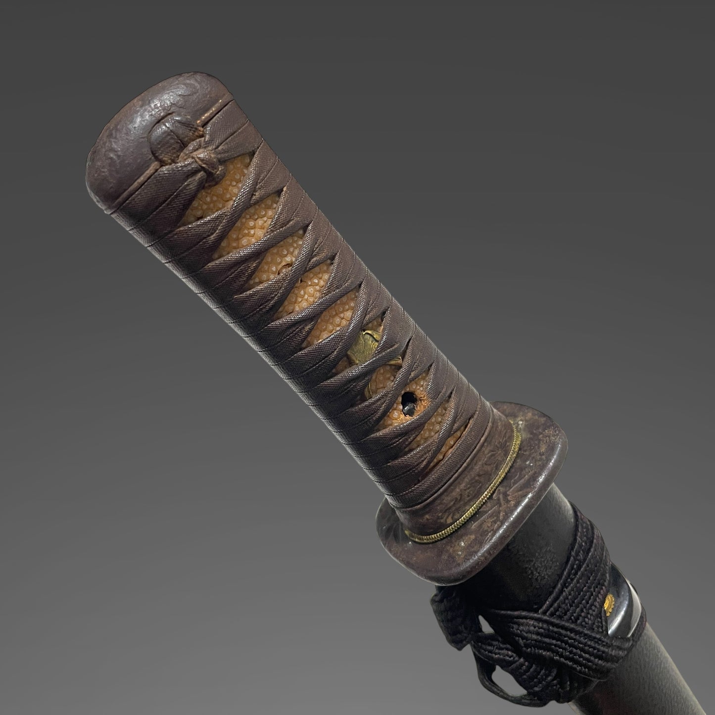 Sunnobi-Tanto 寸延短刀 with Kozuka, Dragonfly Tsuba, Ginkgo Menuki, Late Edo period mumei