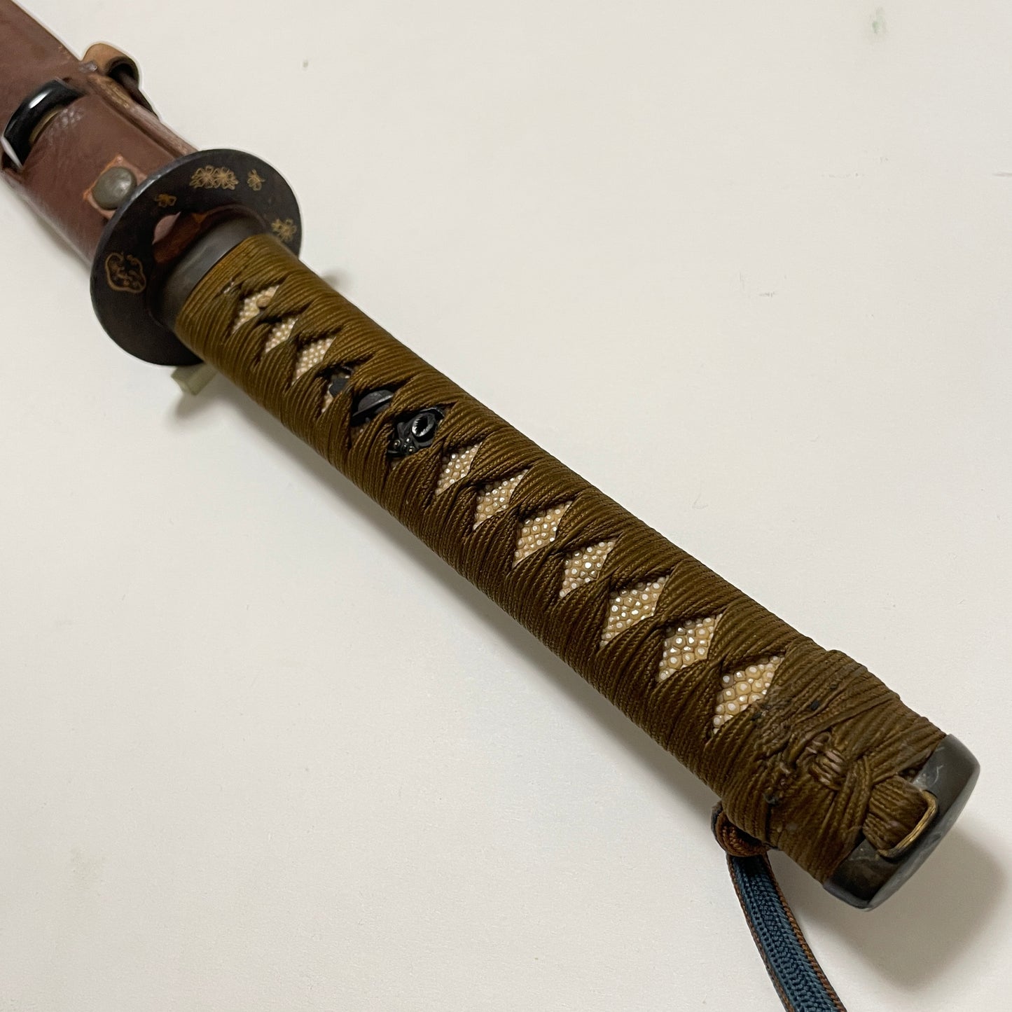 Ryakushiki-GUNTO 略式軍刀 with Tassel, Mantis Menuki, WW2 Japanese Army Sword