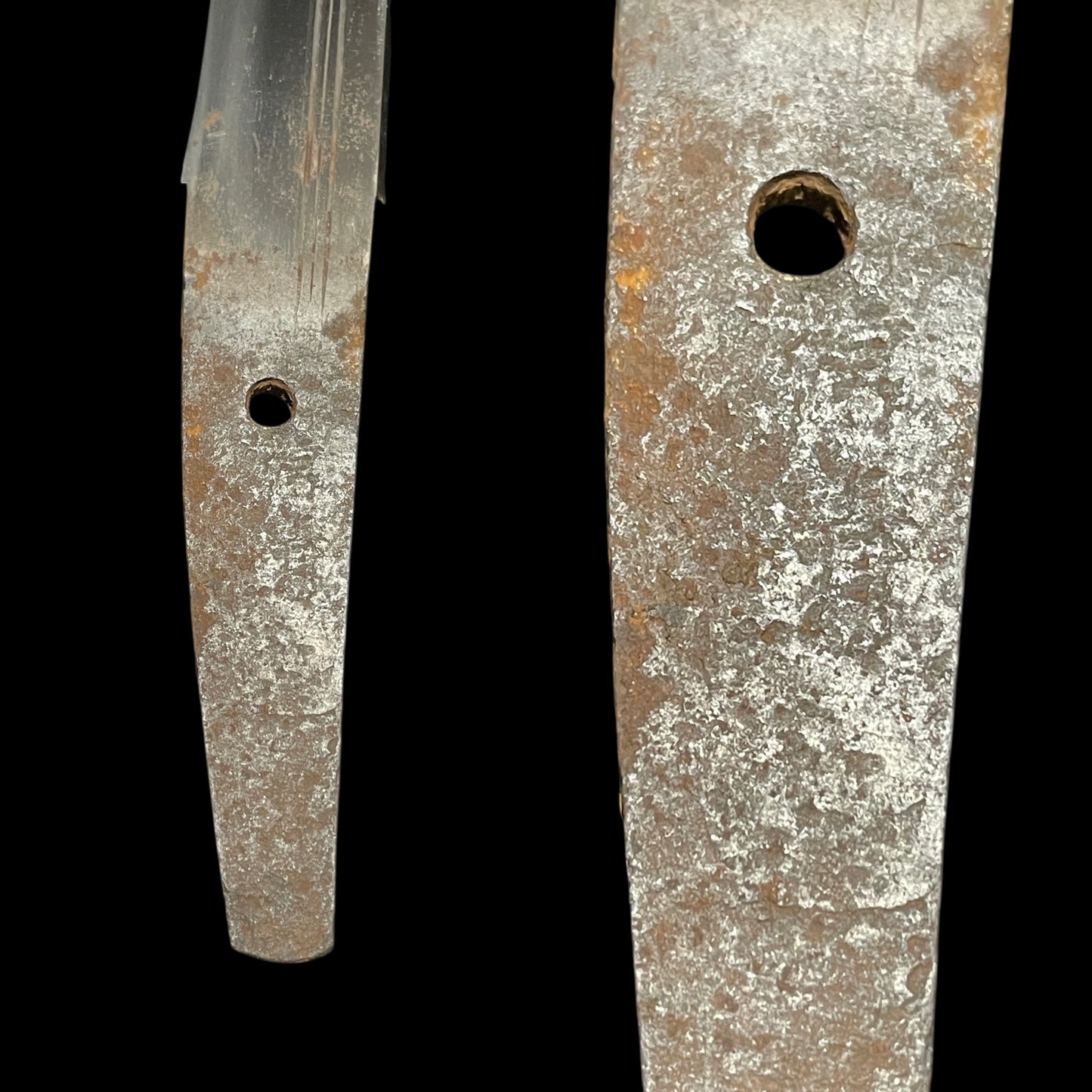 HORIMONO 彫物, Suken Bonji 素剣 梵字 TANTO, Nobukiyo 信清 signed, Muromachi period