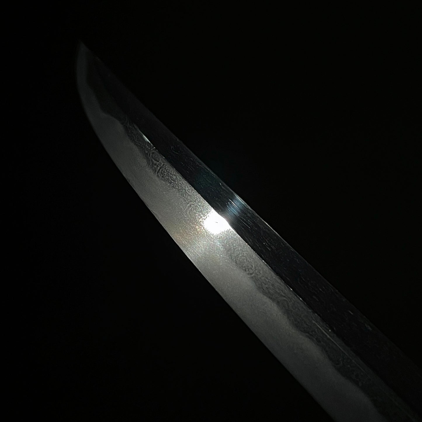 Nagamaki Naoshi Wakizashi, Hadamono 肌物, Oosuriage mumei, Early Muromachi period