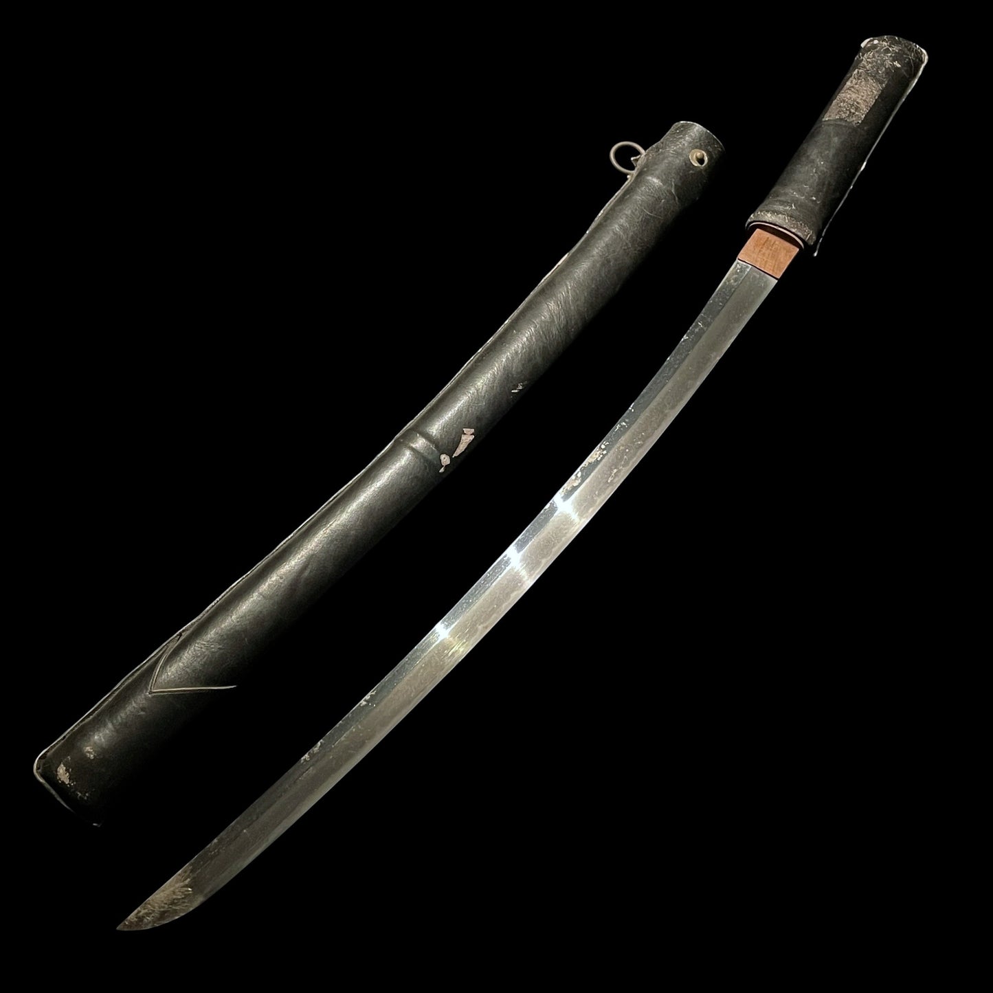 Uniquely shaped GUNTO for Crew, Ryakushiki Style, Late WW2, Japanese Officer Sword