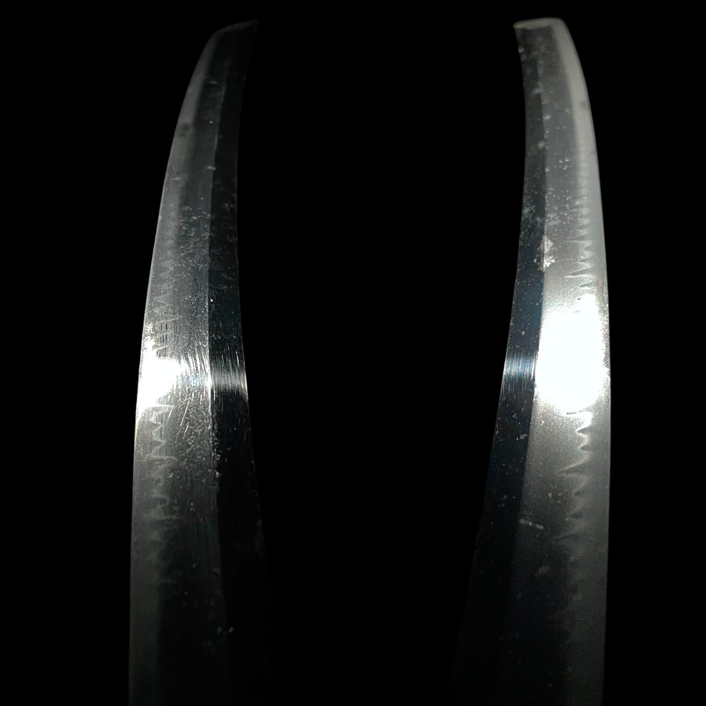 Sanbonsugi hamon 三本杉刃文 Wakizashi, Lotus root Thick Tsuba, Edo period mumei