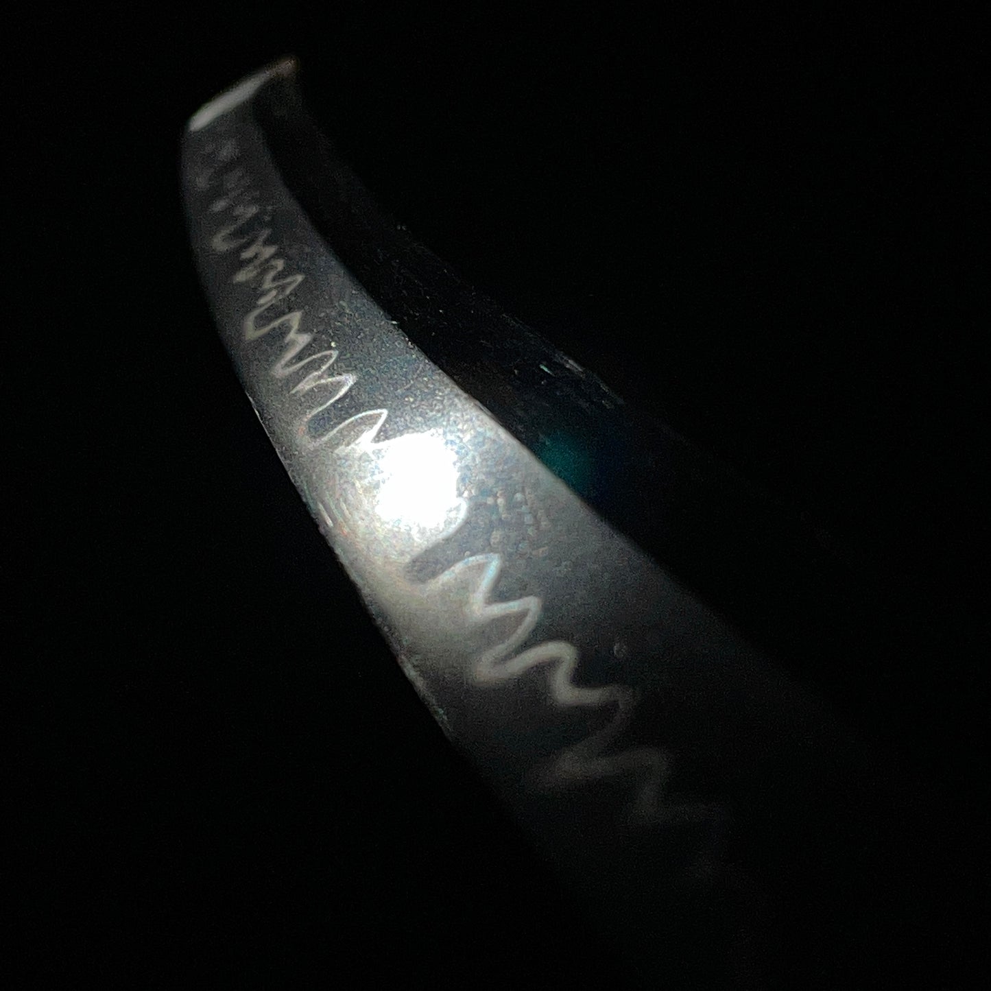 Amazing Hamon Wakizashi, Yokoyama Kozukedaijo Fujiwara Sukesada 横山上野大掾藤原祐定 signed