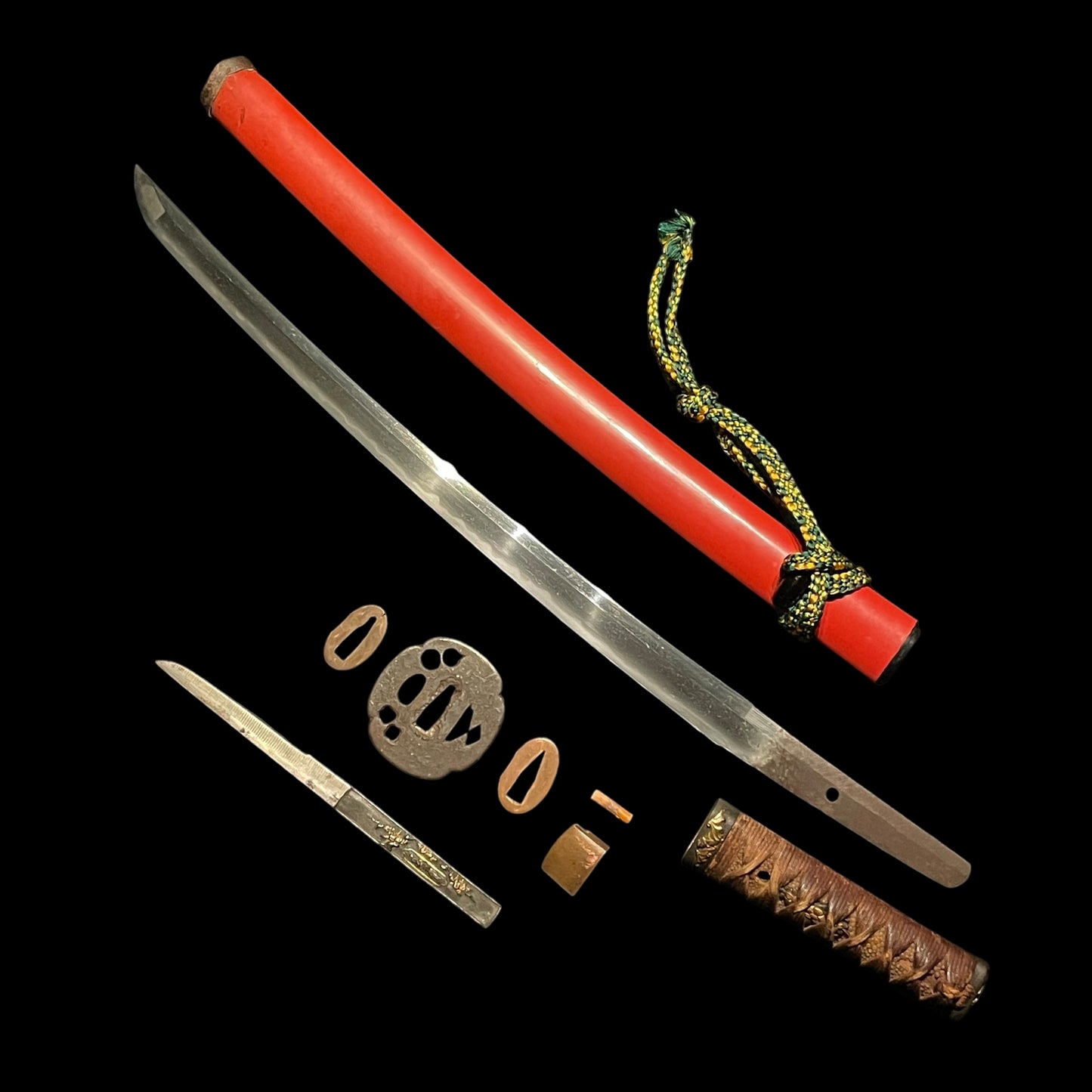 BAT FUCHIKASHIRA Red Wakizashi, with KOZUKA, Edo period mumei