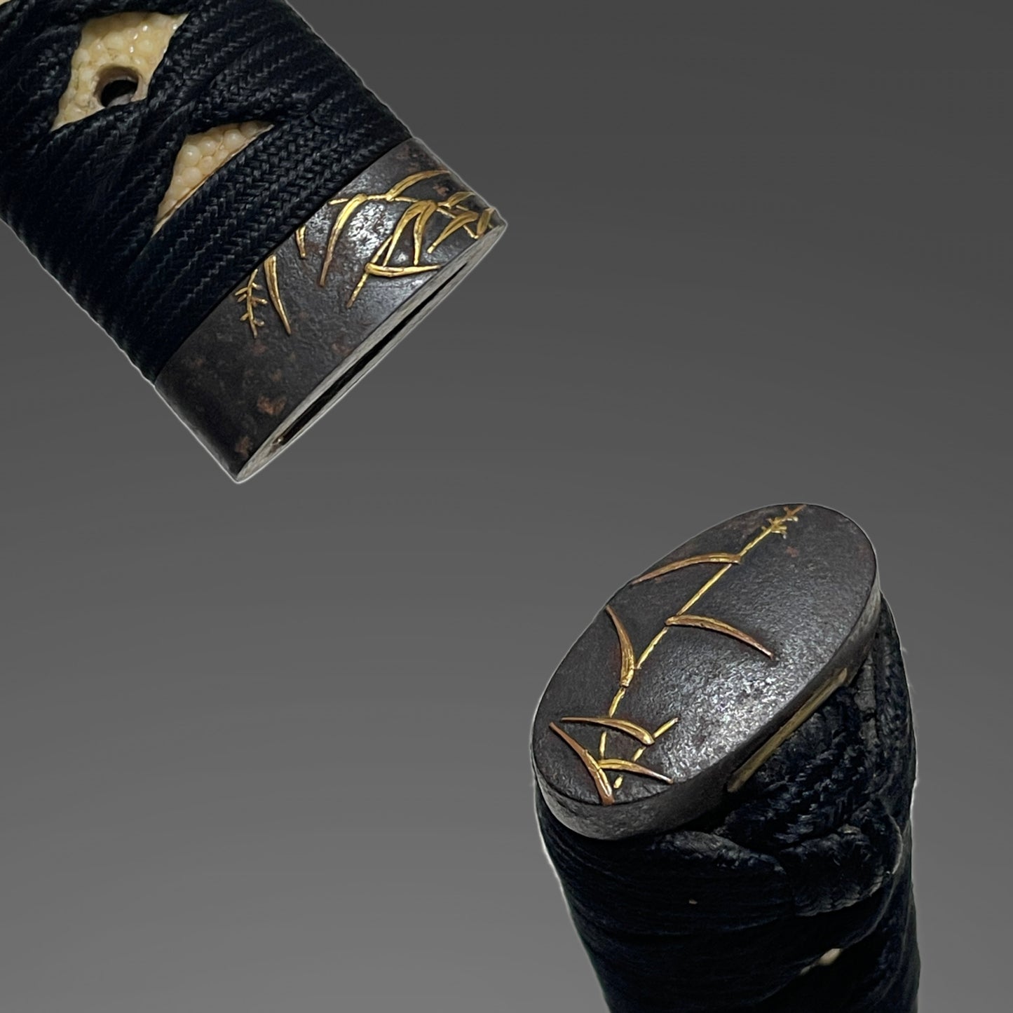 Long Wakizashi with Shirasaya, Peony Tsuba, Waterwheel Habaki, Edo period mumei