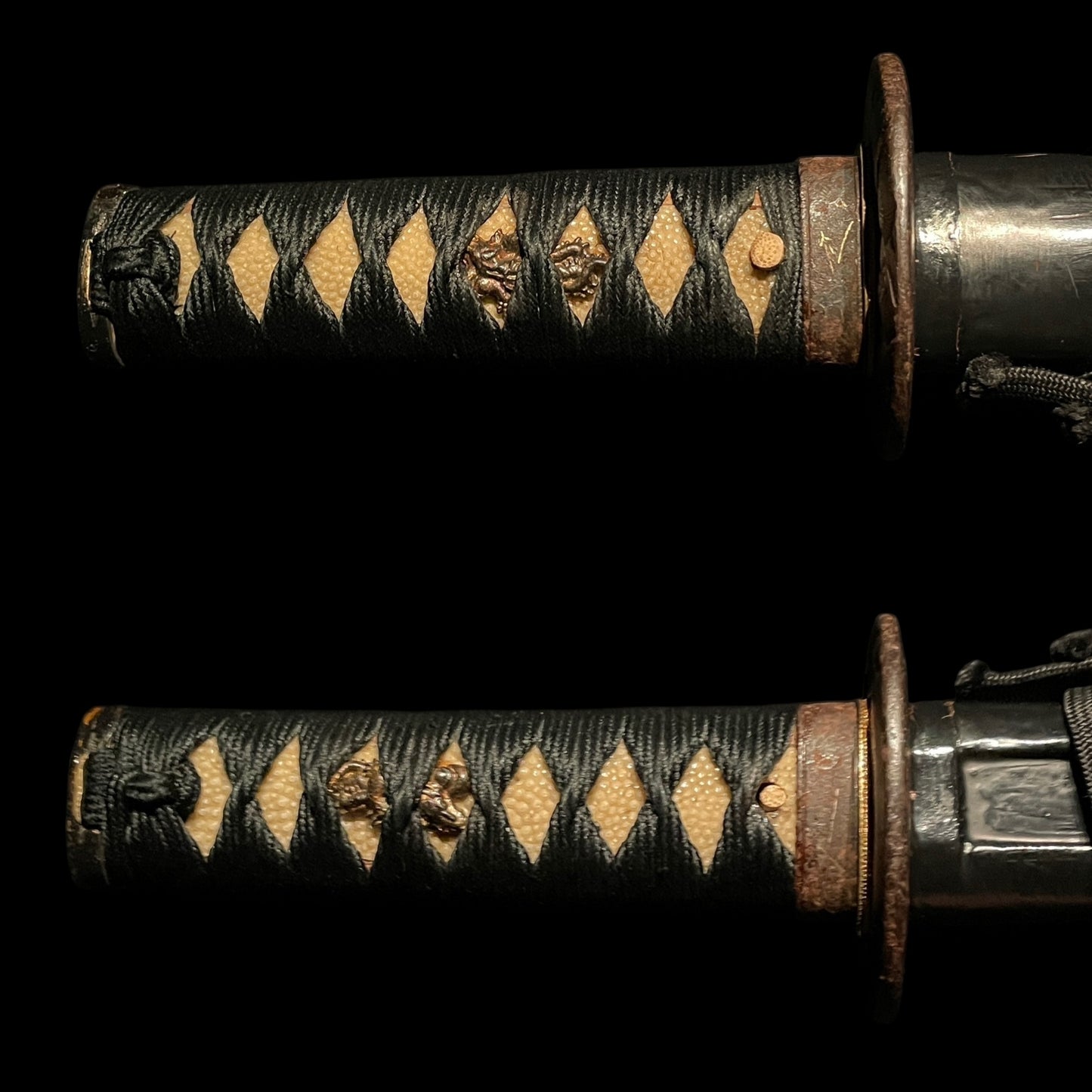 Midareab 乱刃 WAKIZASHI, Takarabune 宝船 TSUBA, Edo period mumei