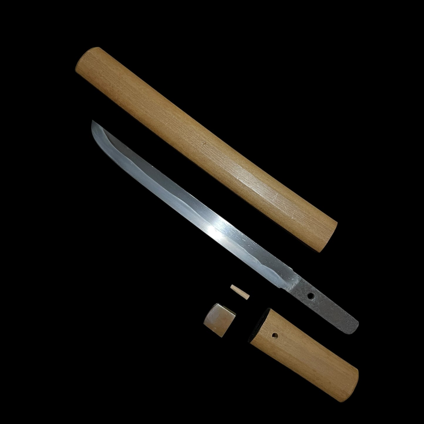 Rare style KATAHIRA-ZUKURI 片平造 TANTO, Edo period mumei