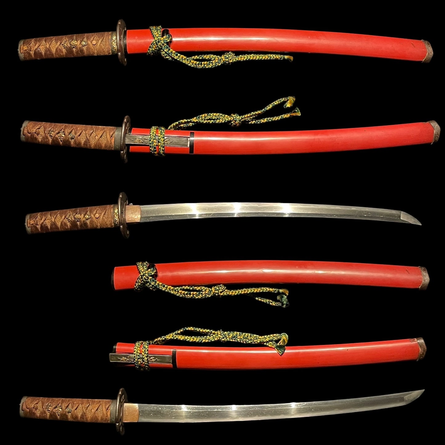 BAT FUCHIKASHIRA Red Wakizashi, with KOZUKA, Edo period mumei