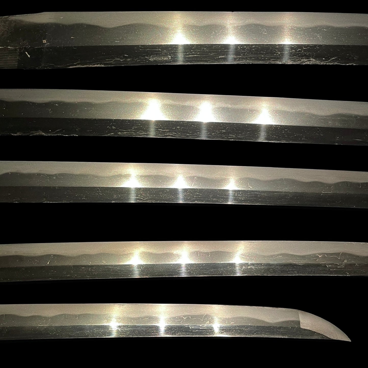 Gunome-Hamon Long Wakizashi in Shirasaya, Edo period mumei