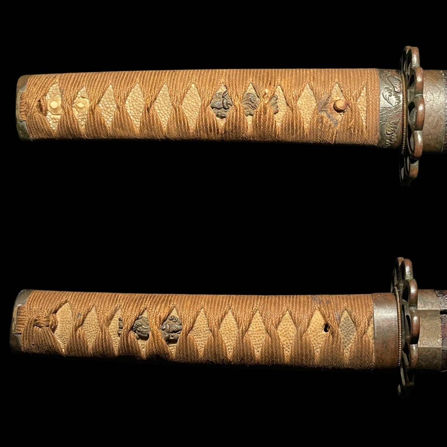 Hirazukuri Wakizashi, Yamagane Tsukashi Tsuba 山銅透鍔, Edo period mumei