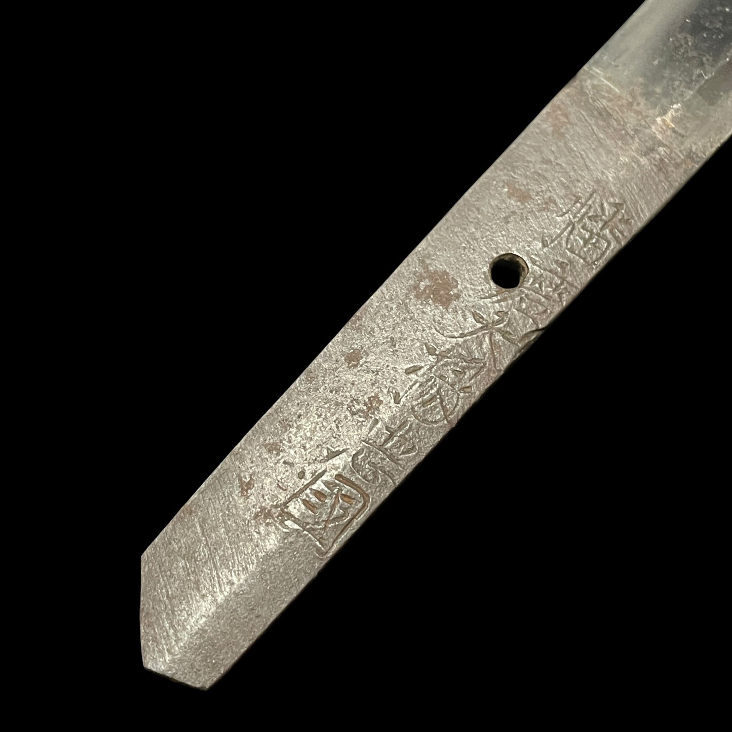 Harimadaijo Tadakuni 播磨大掾忠國 signed Wakizashi, Dragon Fuchi, Hotei Tsuba, Edo period
