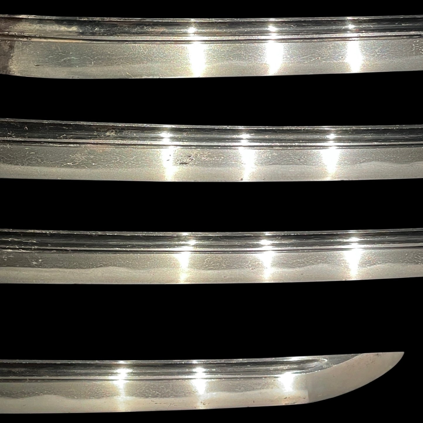 Bohi Wakizashi 棒樋脇差 in Shirasaya, Muromachi period