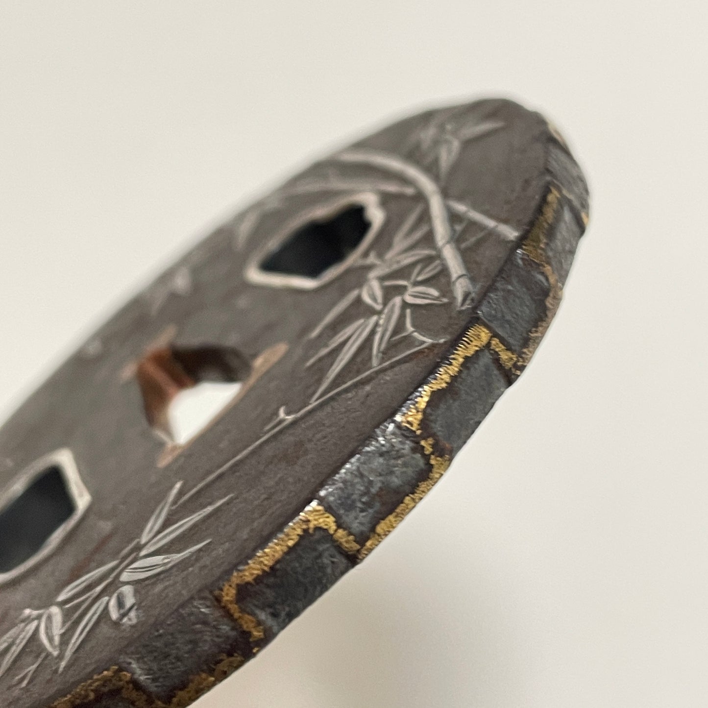 HITATSURA 皆焼 Yasuhiro signed Long WAKIZASHI, 江州彦根住藻柄子宗典 signed Fuchi