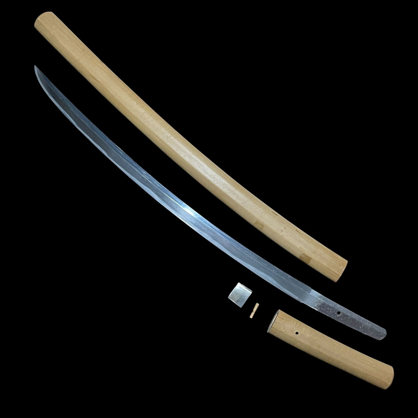 Nagamaki Naoshi Style, Long Shobuzukuri Wakizashi, Bishuosafune Sukesada signed