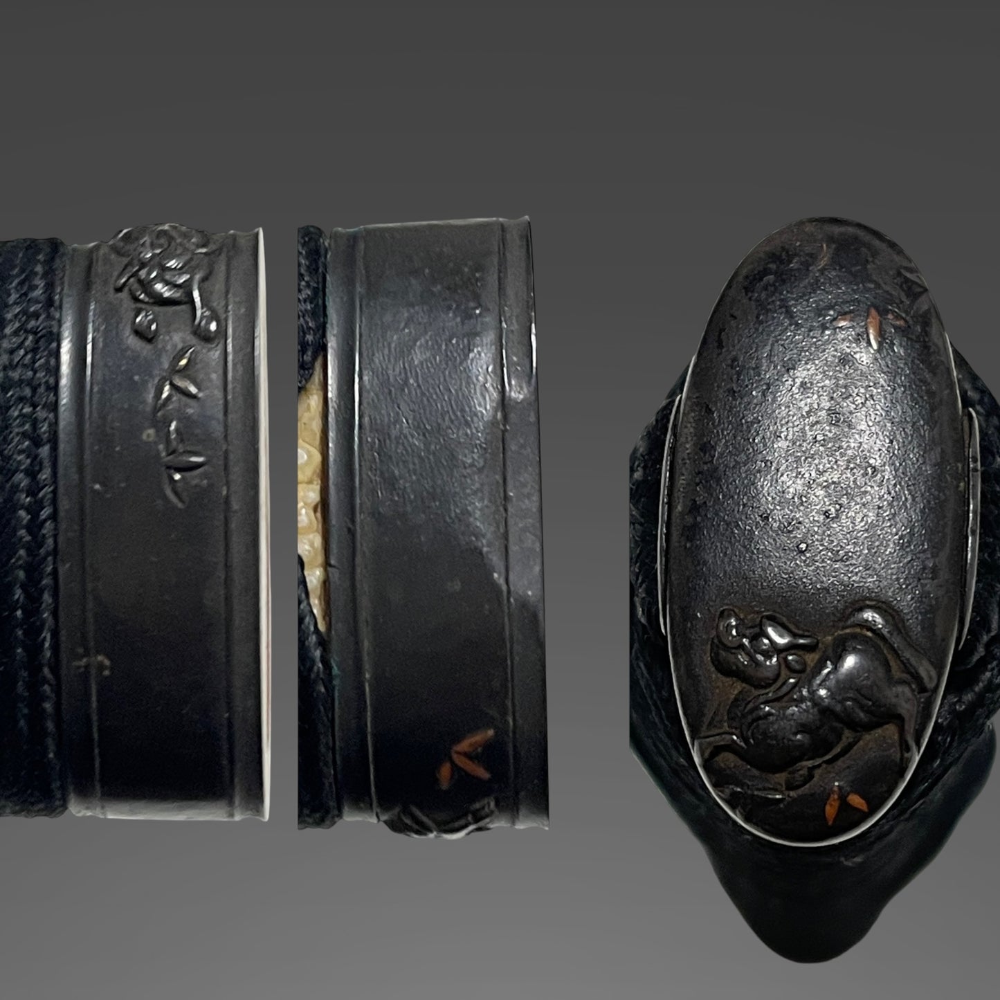 Black Wakizashi, Shakudo Shishi Fuchikashira, Edo period mumei