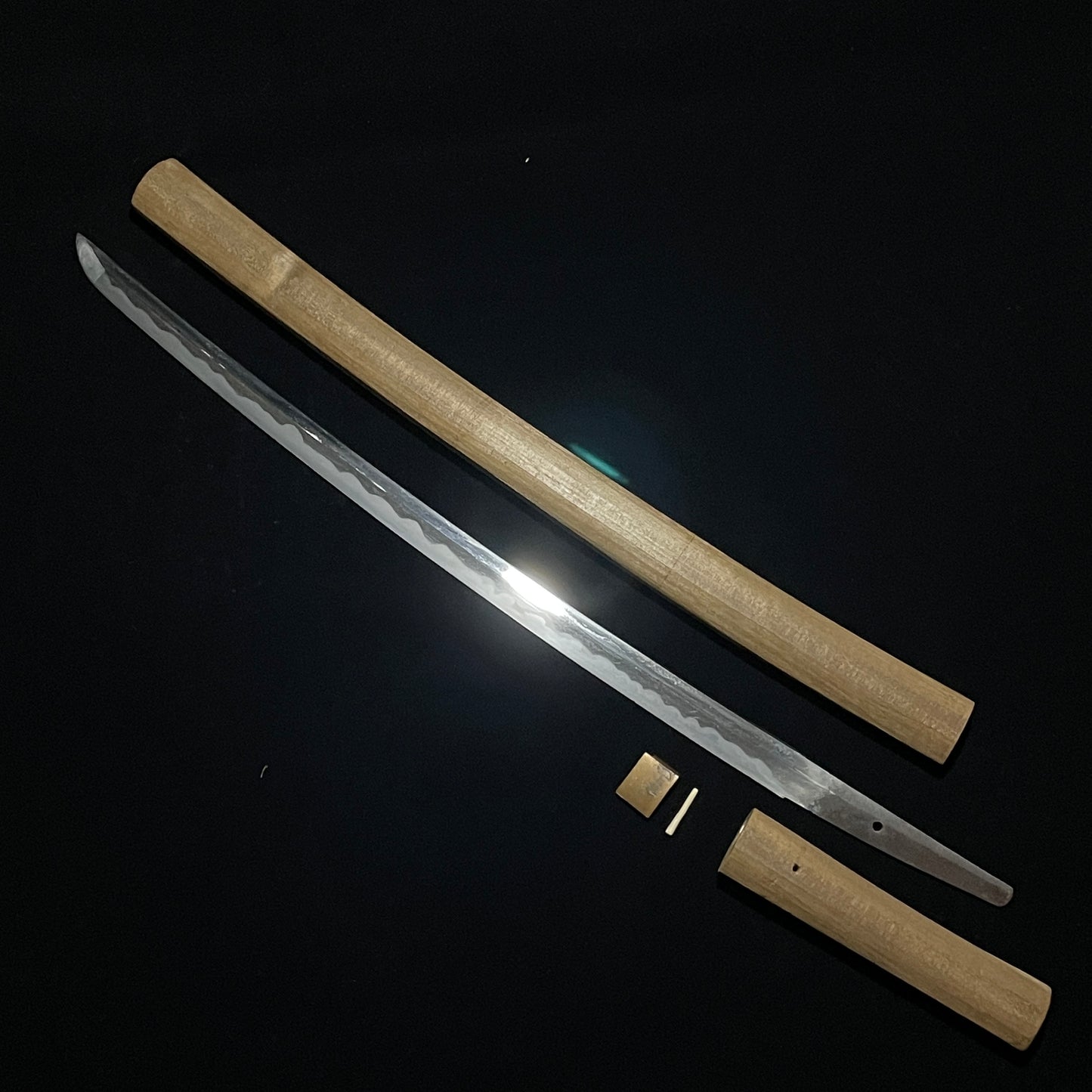 Bold Hamon Long WAKIZASHI, Early Edo period mumei,