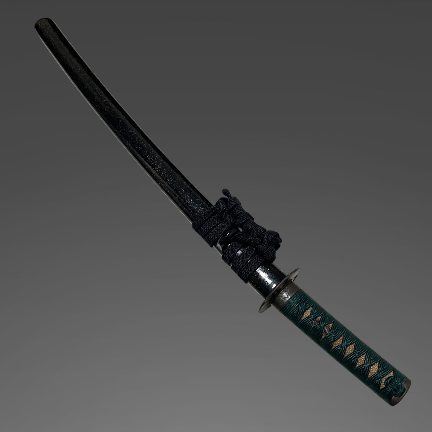 Shibuichi Fuchikashira, Black Wakizashi, Suguha 直刃 Hamon, Edo period mumei