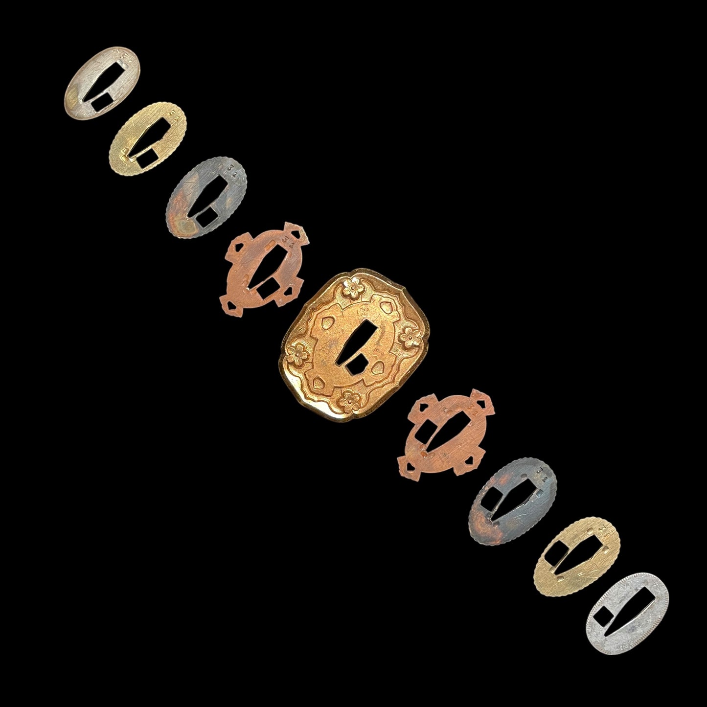 Rare Type98 Short GUNTO,  Noshuseki Kanesuke signed, with Tassel and Tsuka cover