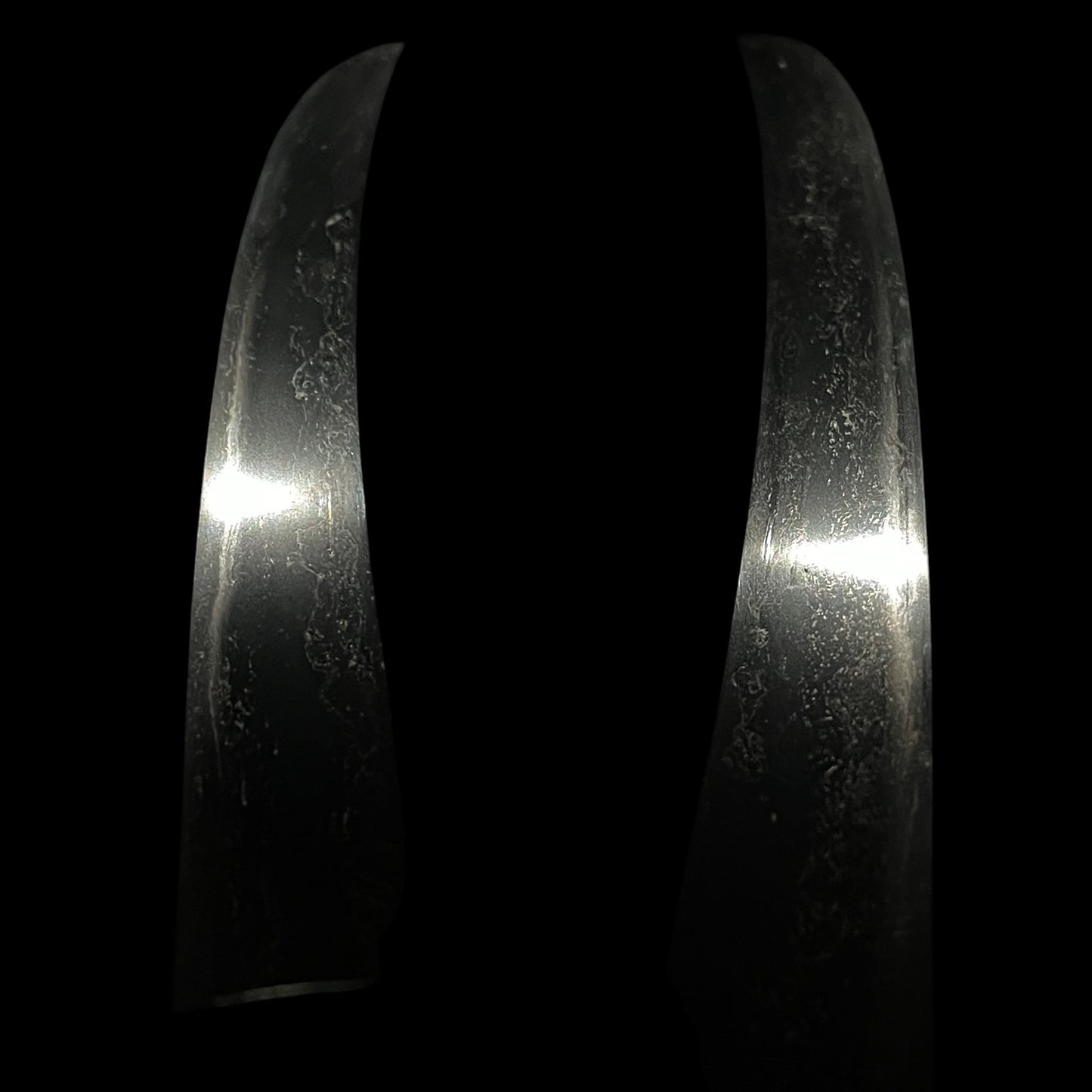Wide Hirazukuri Wakizashi, Masahiro 正廣 signed, Hotei Tsuba 布袋鍔, Muromachi period mumei