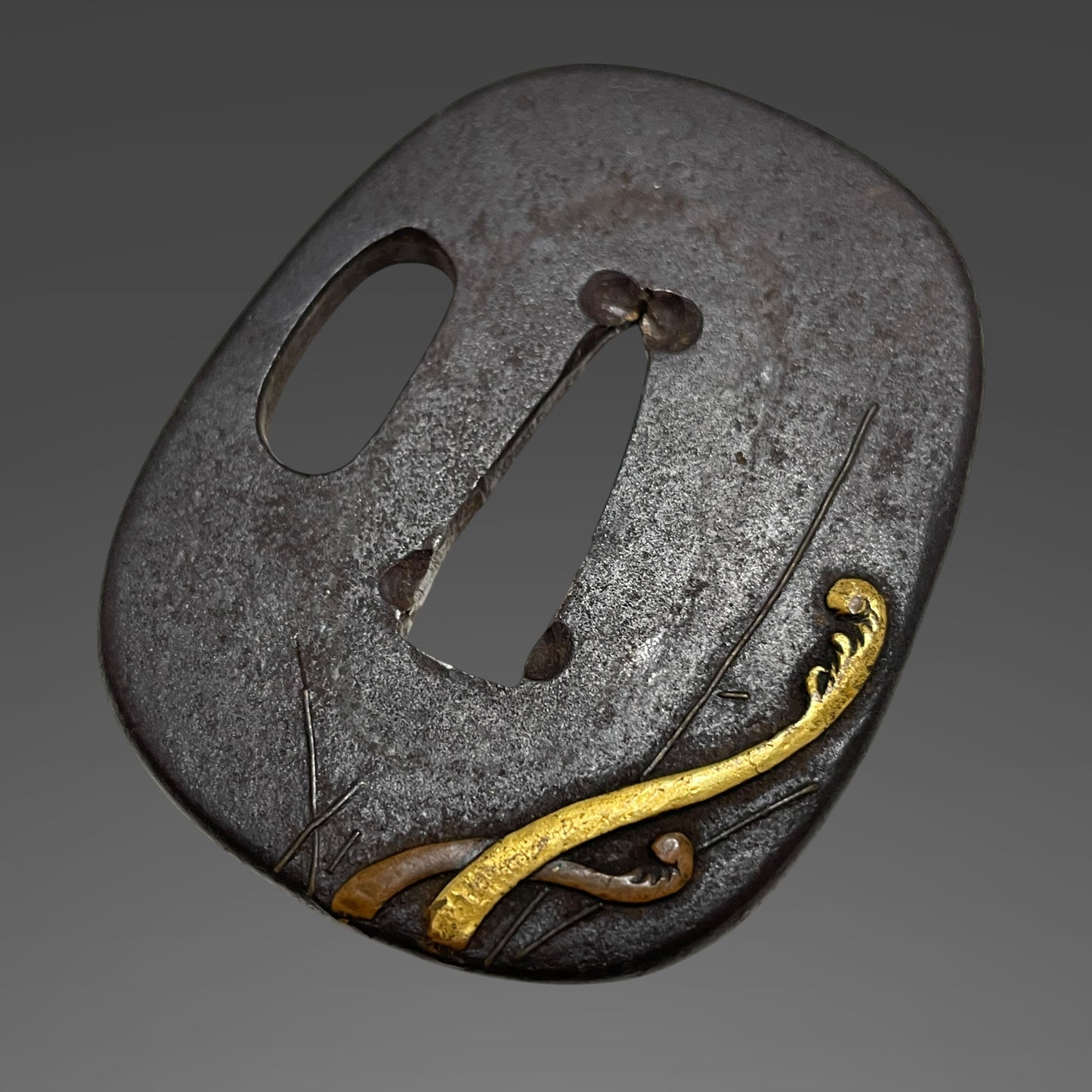 Toshinaga 利壽 signed Fuchi, Black TANTO with Kozuka, Muromachi period mumei, with Shirasaya