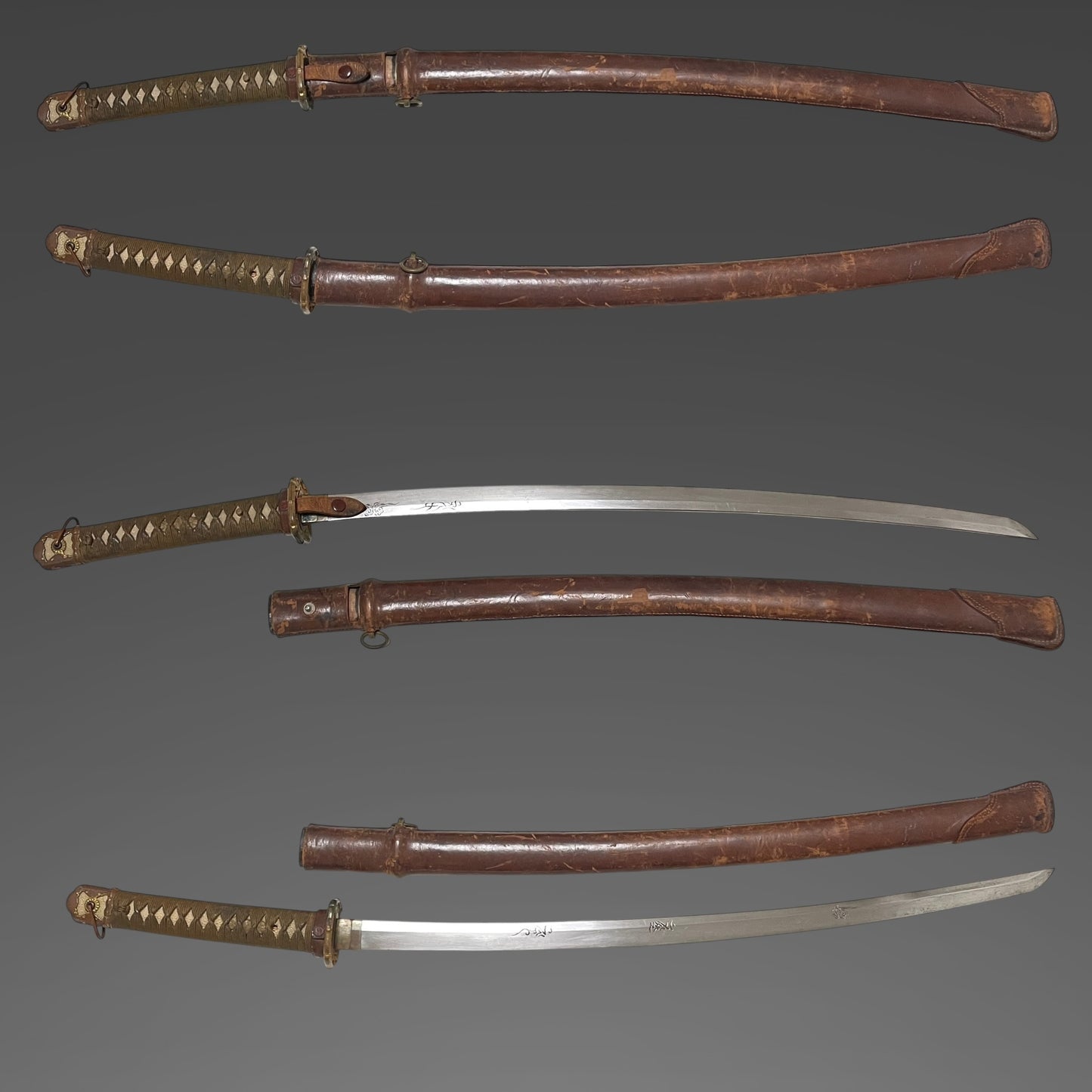 Sadatsugu 貞次 signed Ryakushiki GUNTO 略式軍刀, Horimono 彫物 blade, WW2 Japanese Officer Sword