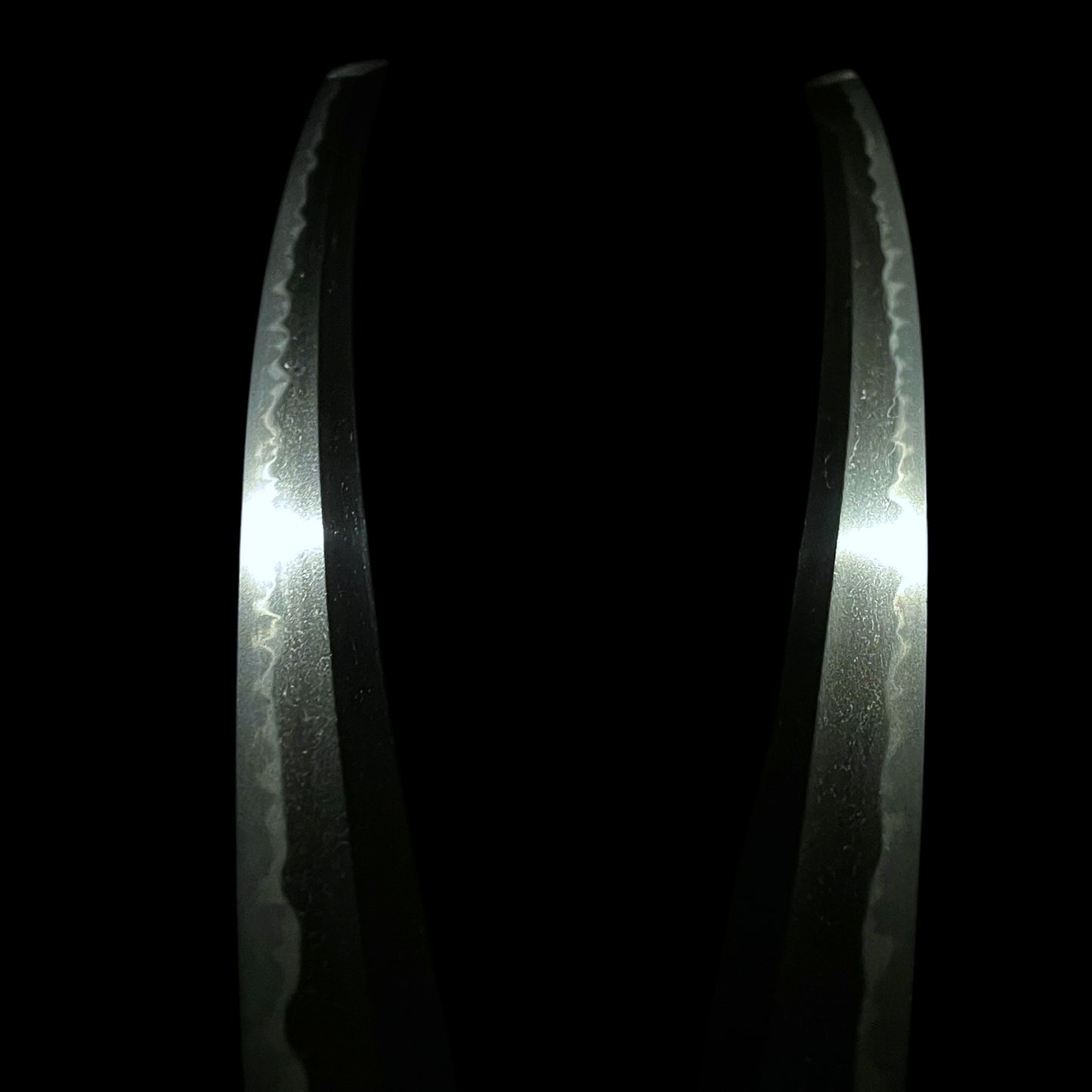 Gunomemidare 互目乱 Polished WAKIZASHI, Edo period mumei