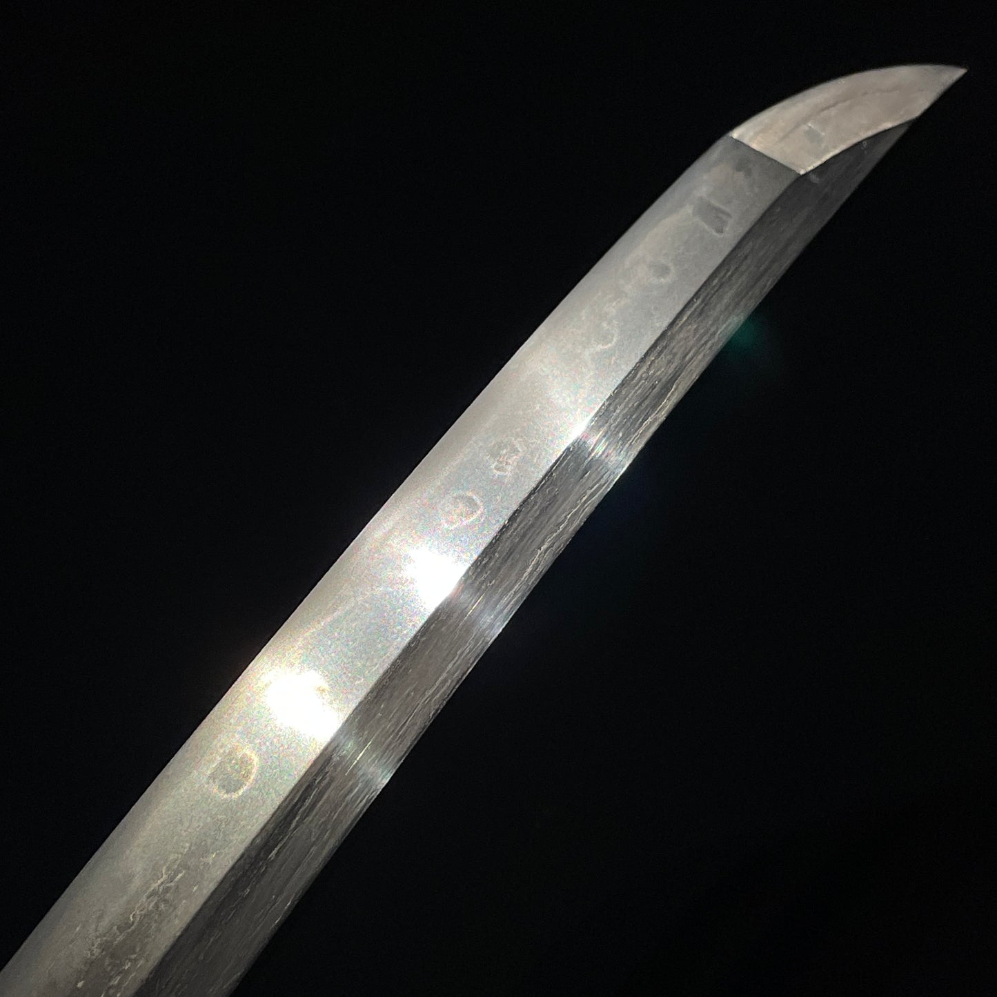 Tobiyaki 飛焼 Wakizashi, 文殊重貞 Monju Shigesada signed, Early Edo period