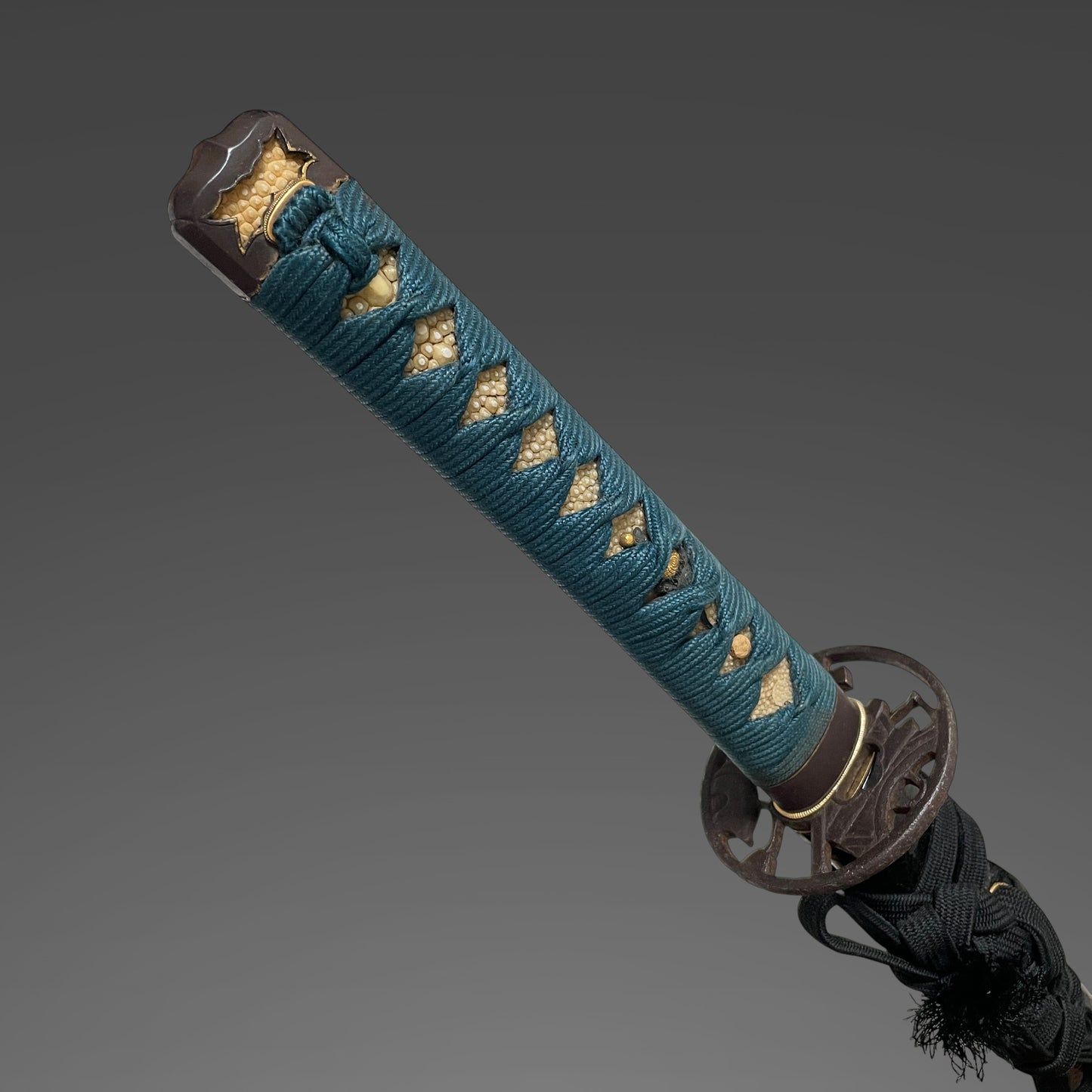 Ganmaku 岩捲 KATANA, Futasujihi 二筋樋, Mino School, Early Edo period, NBTHK Certificate