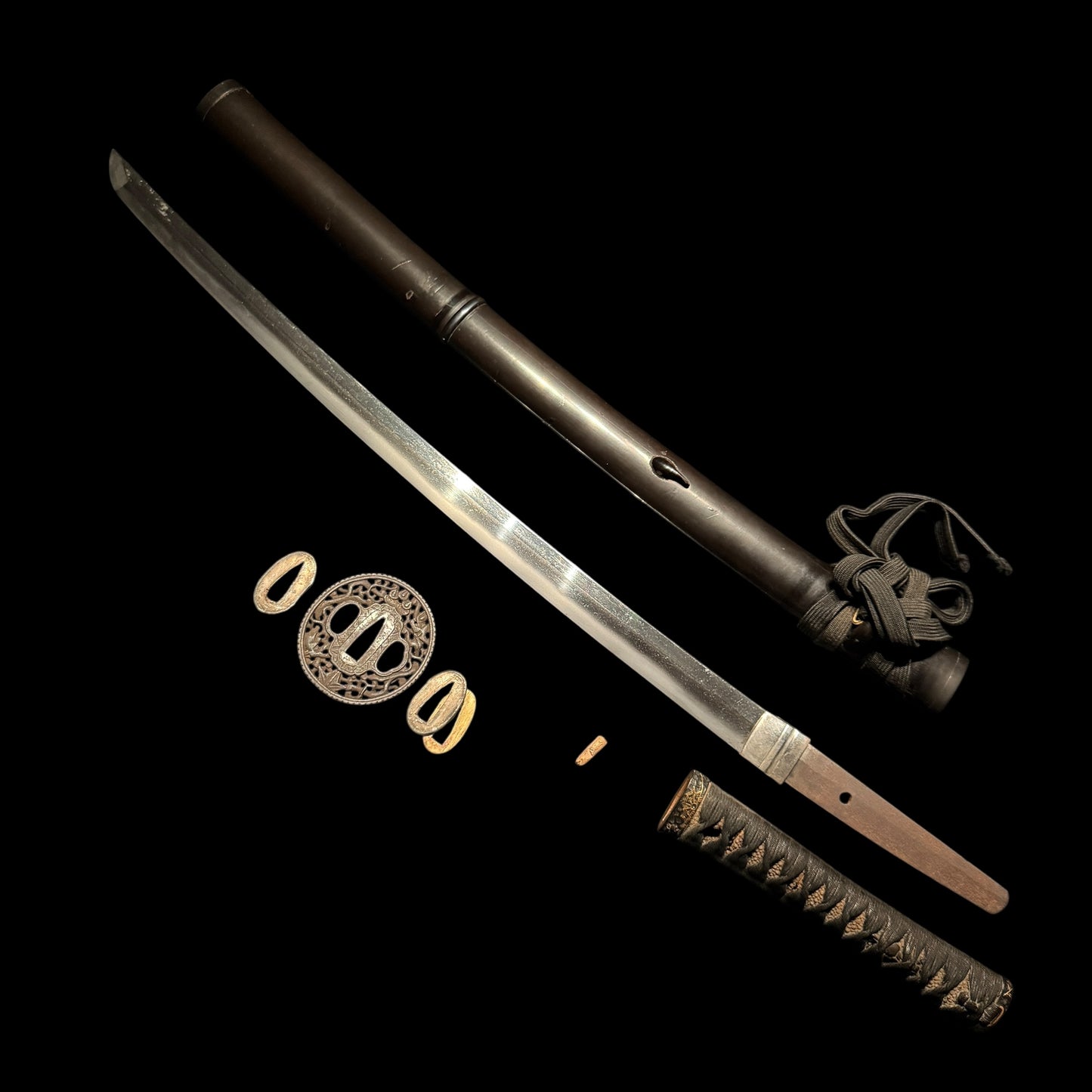 Spider Fuchikashira 蜘蛛縁頭 Long WAKIZASHI, Edo period mumei