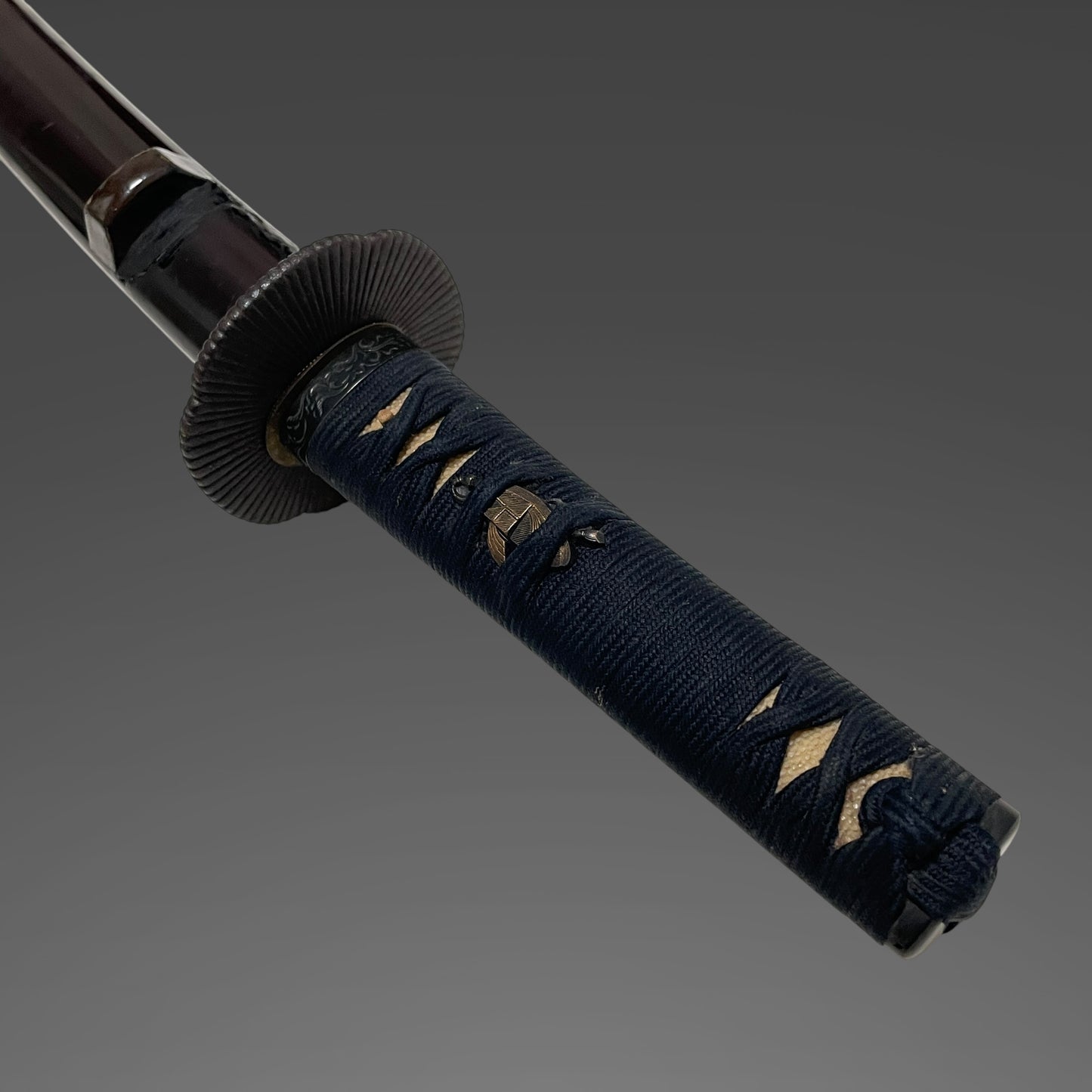 Short Wakizashi, Amidayasuri Tsuba, Edo period mumei