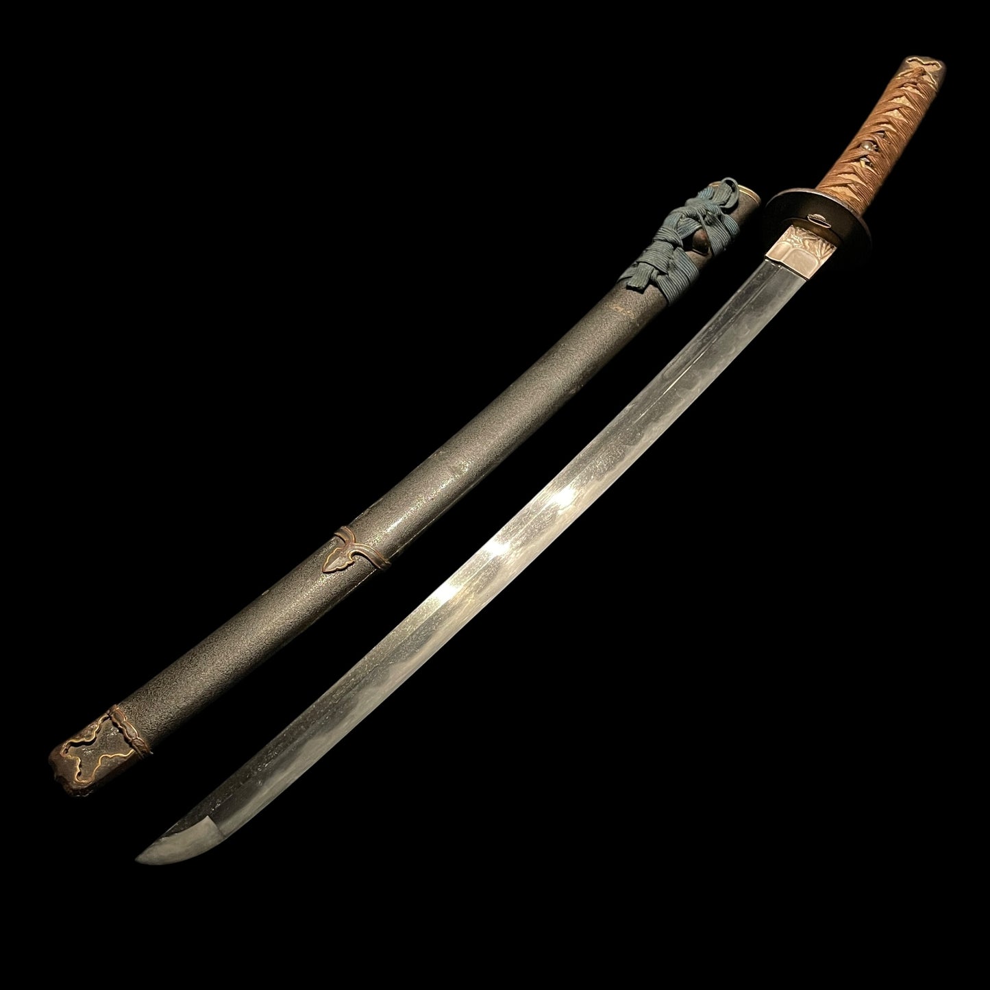 Bat Menuki 蝙蝠目貫, Handachi-Koshirae 半太刀拵 Wakizashi, Edo period mumei