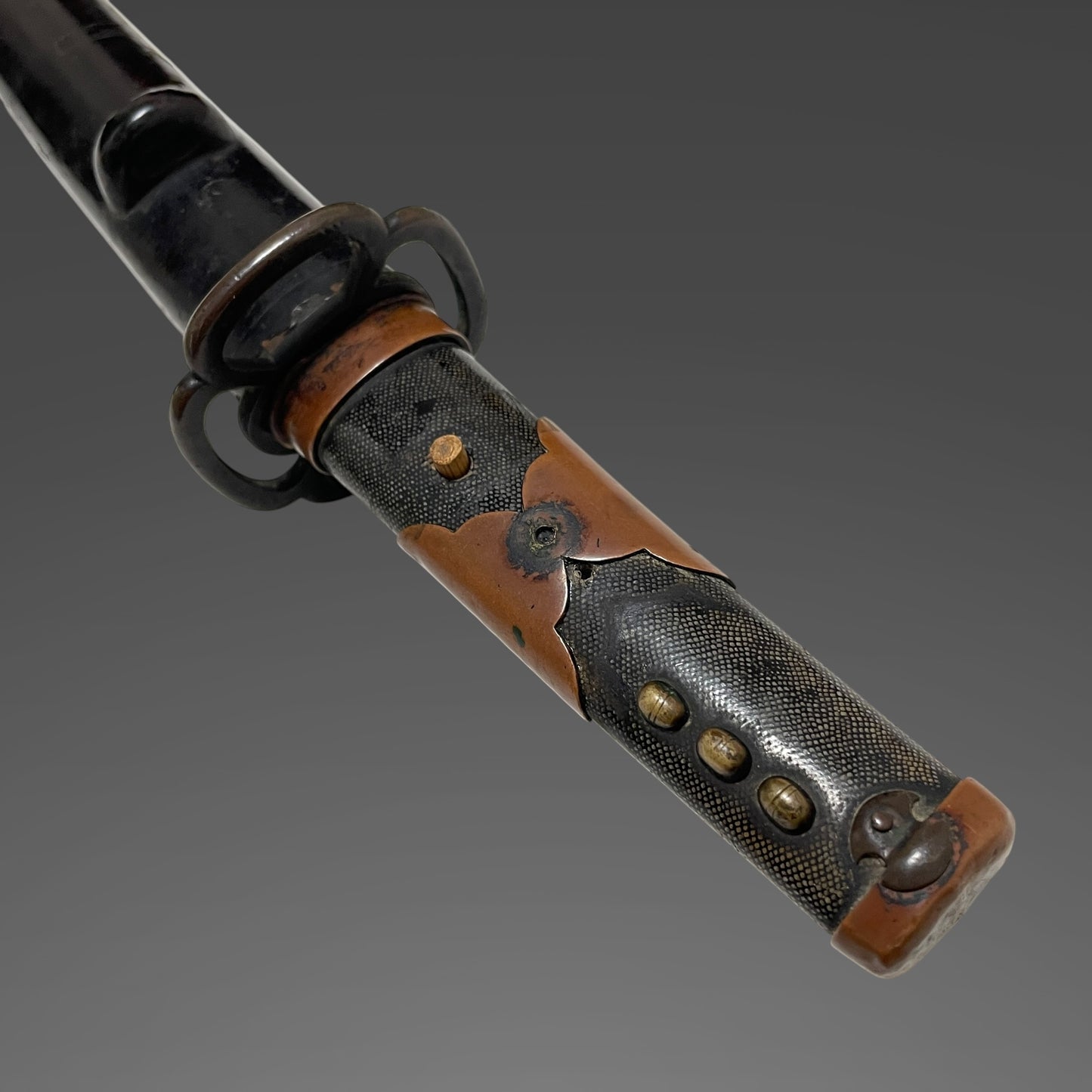 Karakizuka 唐木柄 Straight Wakizashi, Yamagane Tsuba 山銅鍔, Edo period mumei