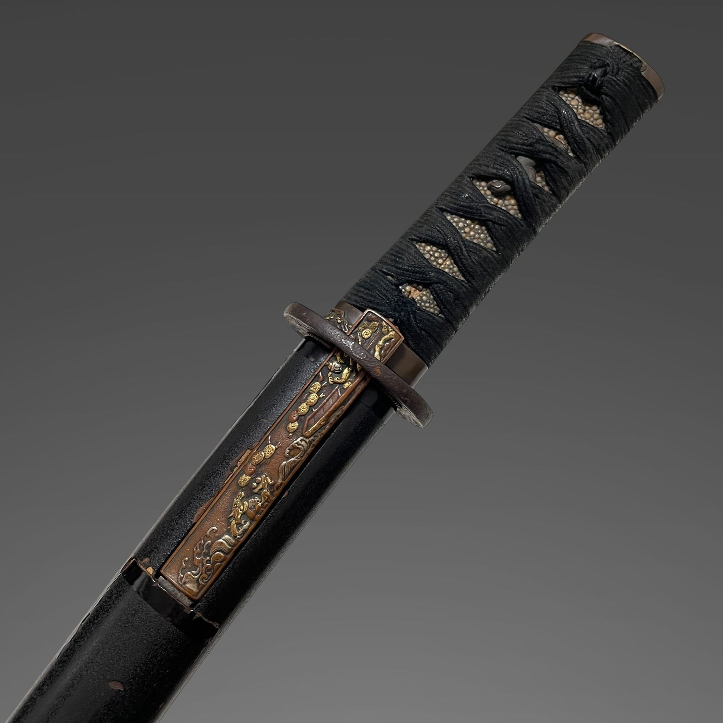 Shobuzukuri Wakizashi, Tiger Menuki, with Kozuka, Edo period mumei