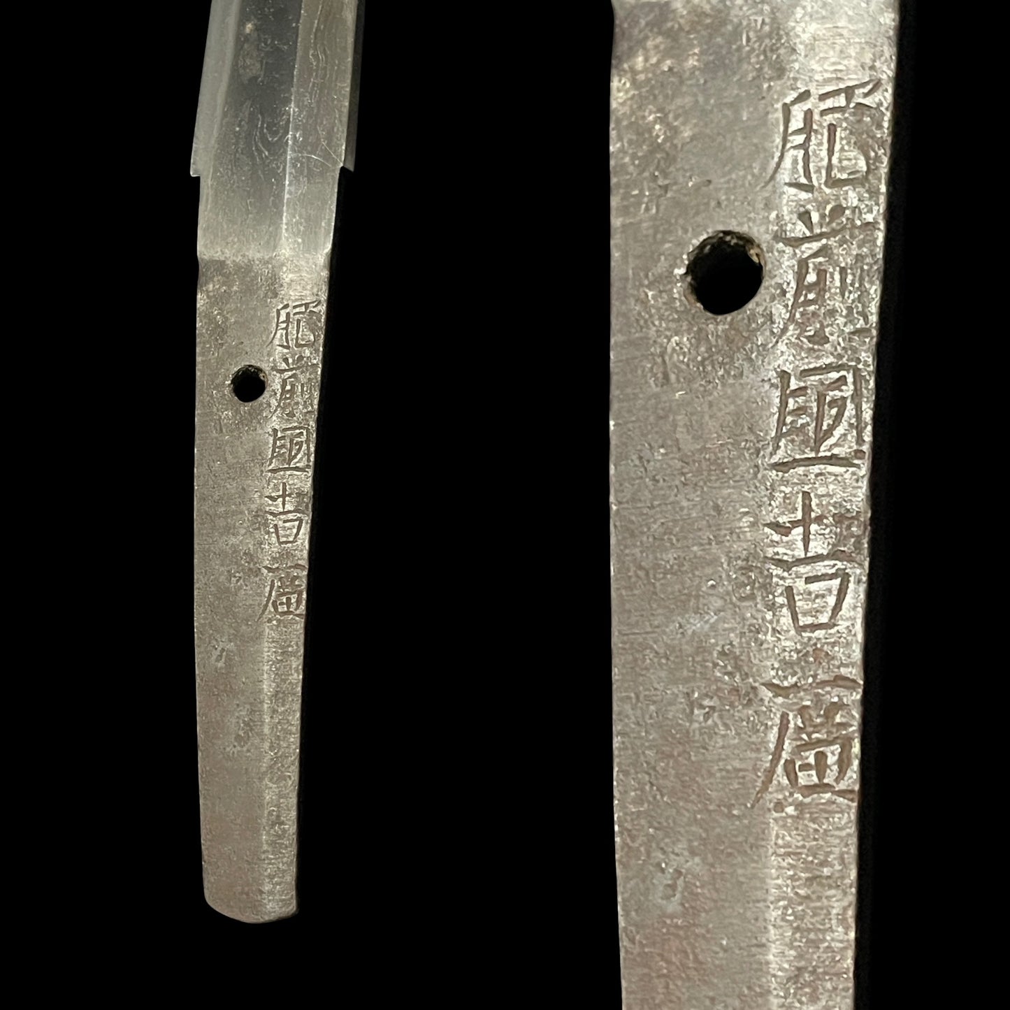 Hizenkoku Yoshihiro 肥前國吉廣 signed Wakizashi, Homarekizu 誉傷, Edo period