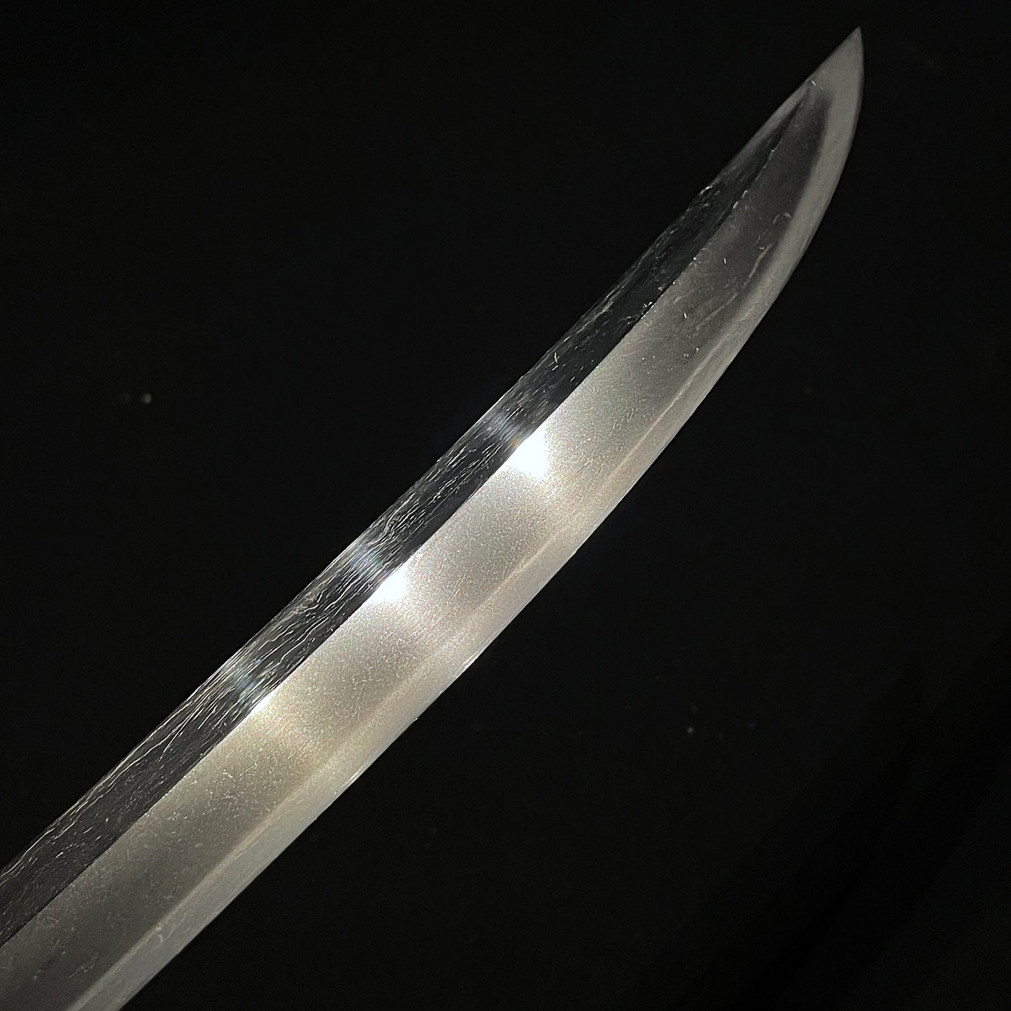 Kai-Mihara 貝三原 Shobuzukuri Wakizashi, Yoshinobu 好信 signed Fuchi,  Muromachi period