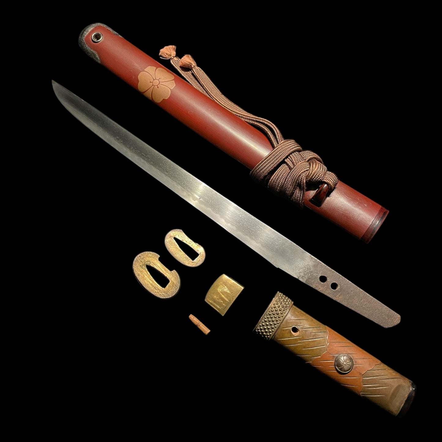 Red YOROIDOSHI 鎧通 Tanto, Thick blade, Edo period mumei