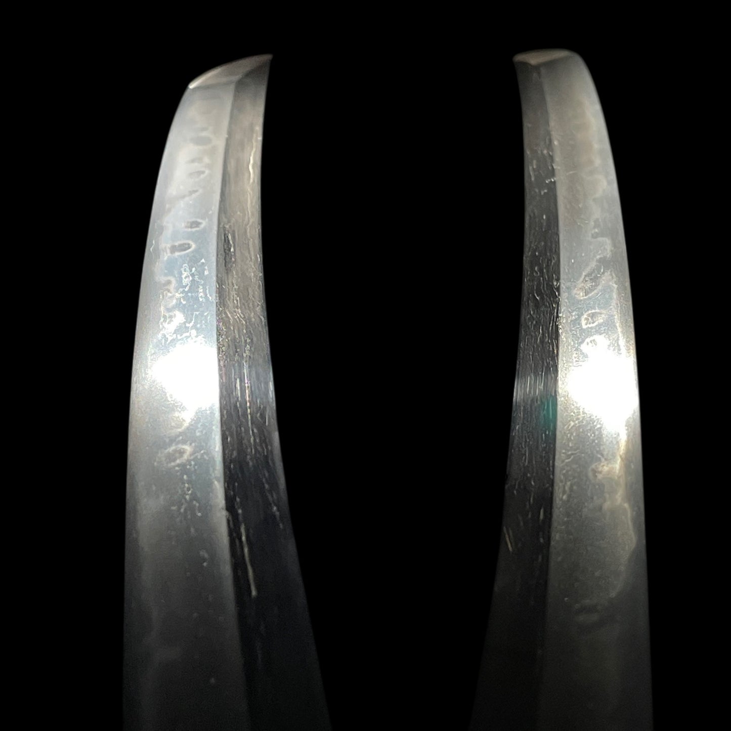 Tobiyaki 飛焼 Wakizashi, 文殊重貞 Monju Shigesada signed, Early Edo period