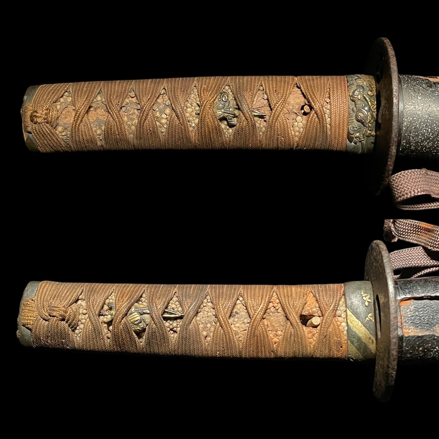 Shobuzukuri Wide Wakizashi, Osumizo Fujiwara Masahiro signed, with Shirasaya