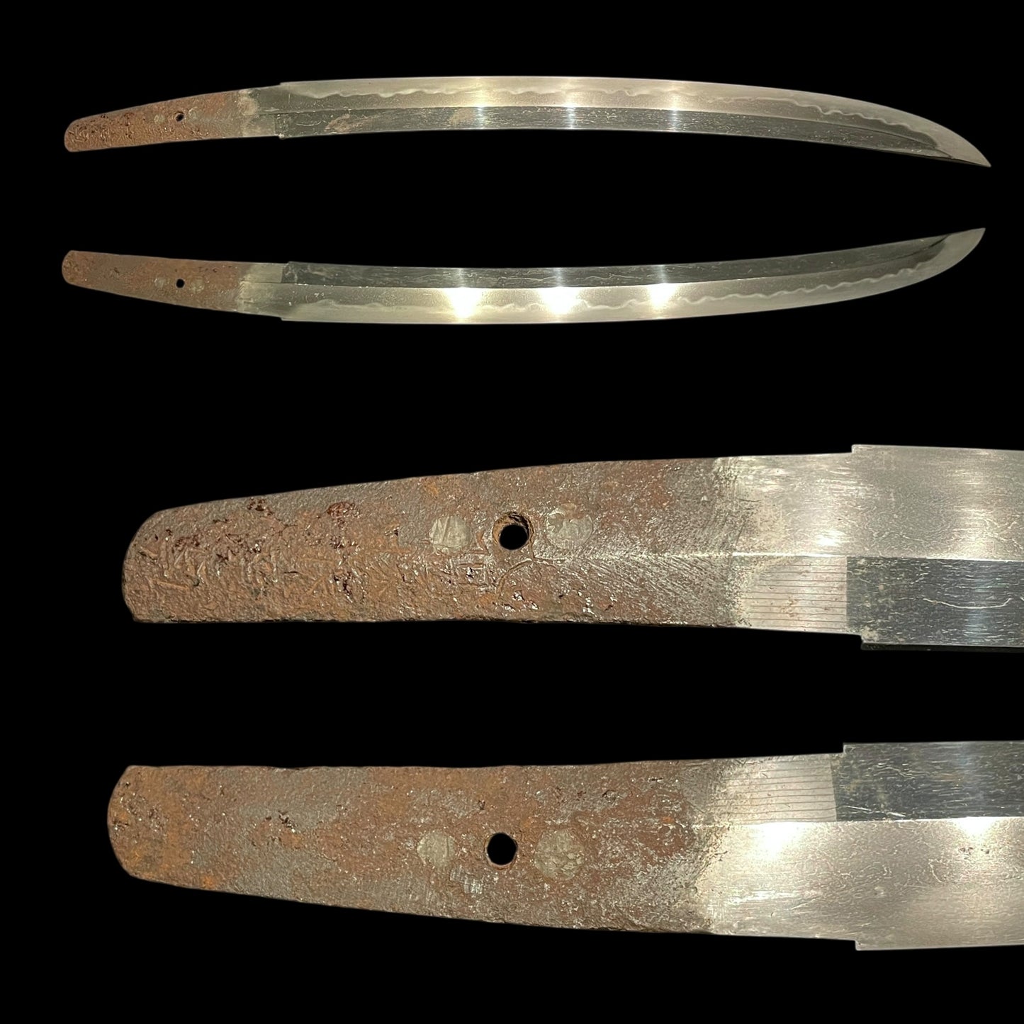 Shobuzukuri Wide Wakizashi, Osumizo Fujiwara Masahiro signed, with Shirasaya