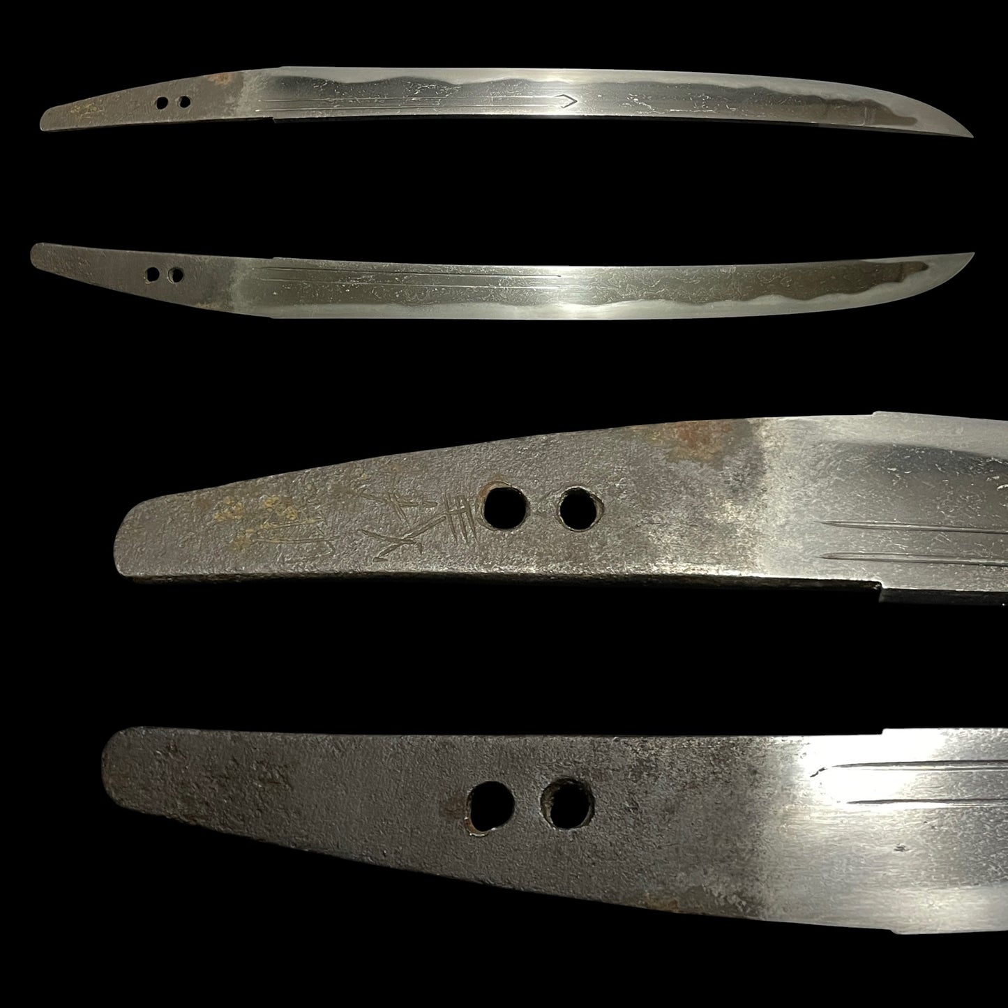 Gisuke 義助 signed Sunnobi-Tanto 寸延短刀, Muromachi period