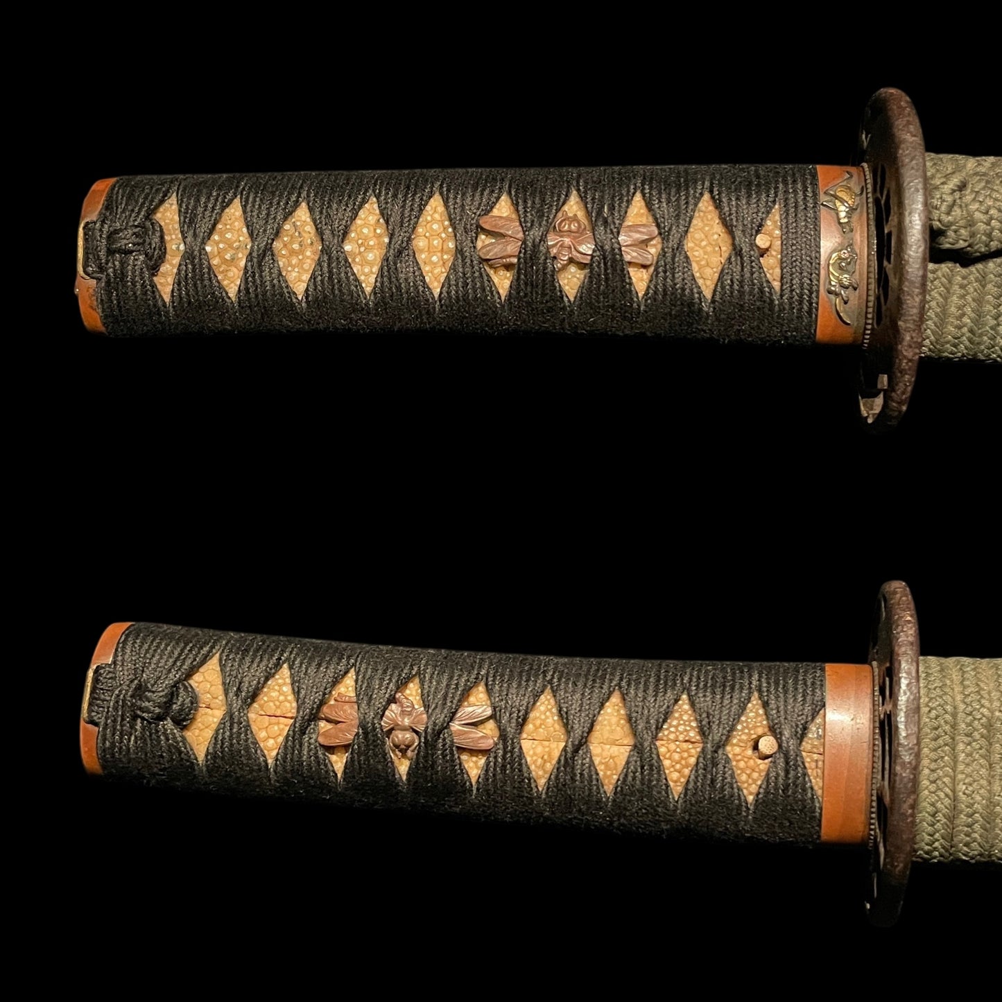Dragonfly Kachimushi 勝虫 Fittings Wakizashi, Edo period mumei