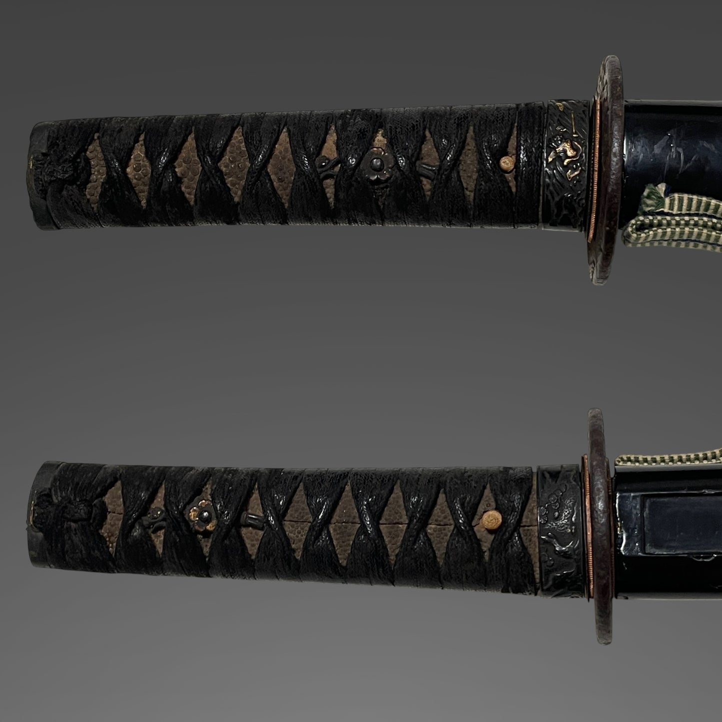 Sukemune 助宗 signed Long Wakizashi, Shakudo Pine needles Fuchikashira, Edo period