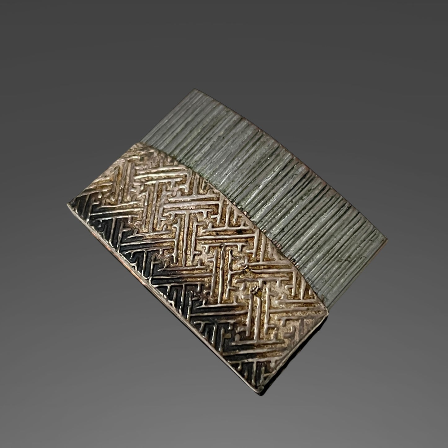 Kai-Mihara 貝三原 Shobuzukuri Wakizashi, Yoshinobu 好信 signed Fuchi,  Muromachi period