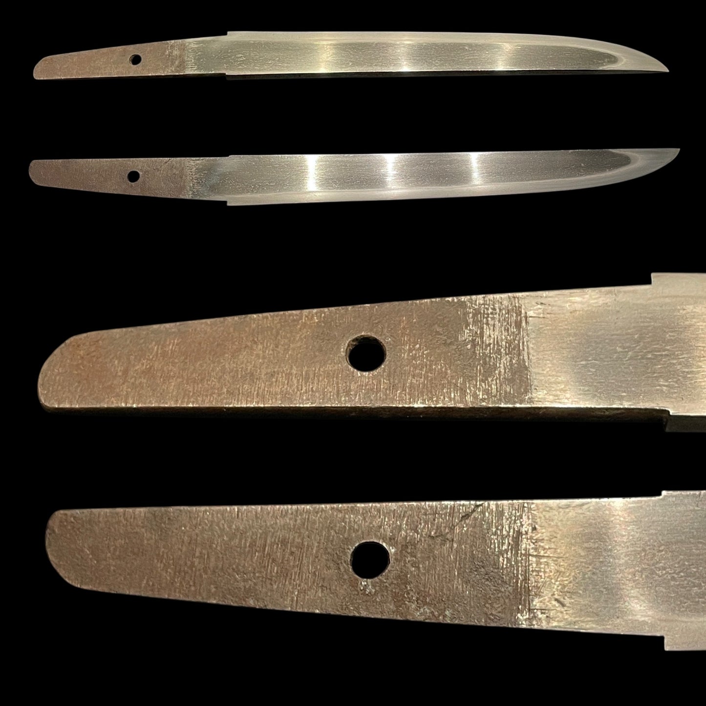 Red Tanto with Kozuka, Mouse Menuki, Masame-Hada 柾目肌 Edo period mumei