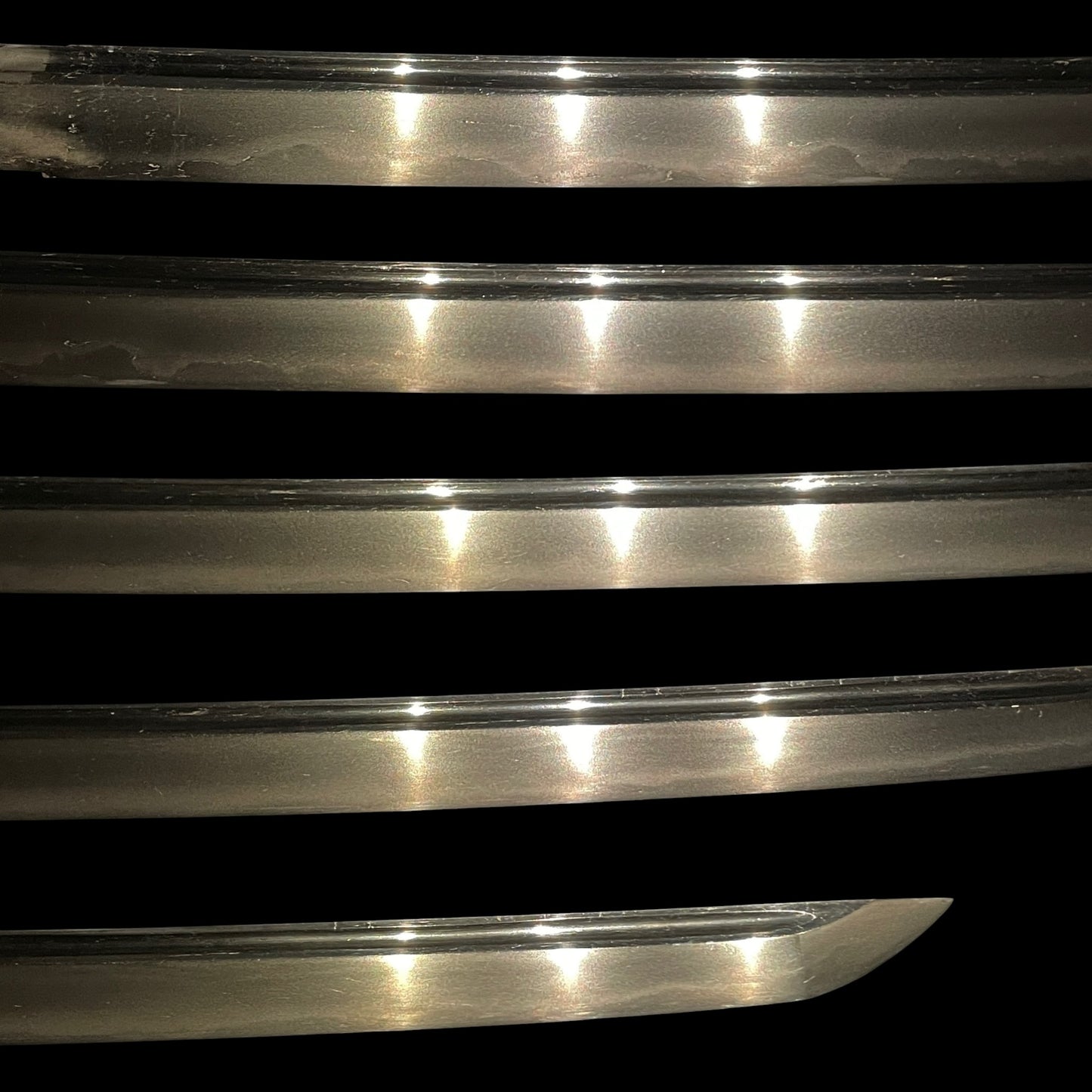 Bo-hi 棒樋 Long Wakizashi, Oosuriage-mumei 大磨上無銘, Early Muromachi period