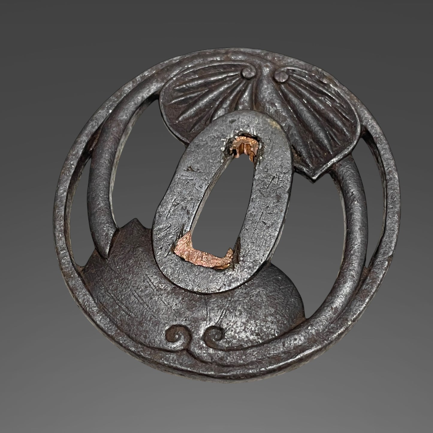 Wide Midare Hamon WAKIZASHI, Yoshimichi 吉道 signed, Edo period, Signed Tsuba