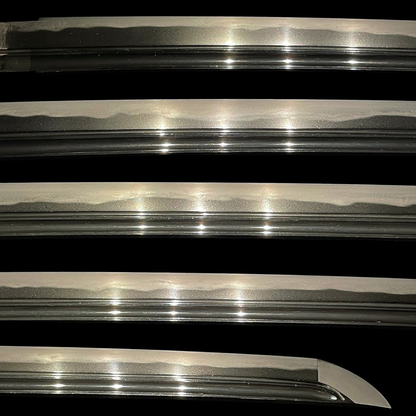 Iyonojo Munetsugu 伊予掾宗次 KATANA, Wide and Thick, Hizen School, Early Edo period
