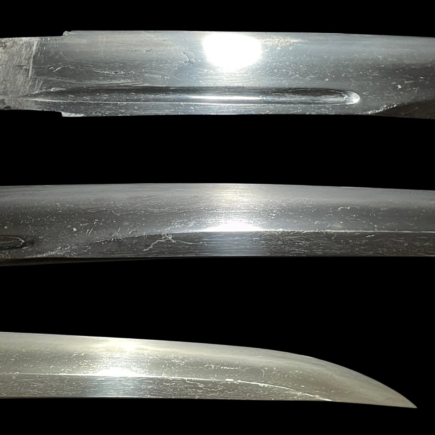 Unokubi-Zukuri 鵜首造 Wakizashi, Crab Fuchikashira, Signed Kozuka, Edo period mumei