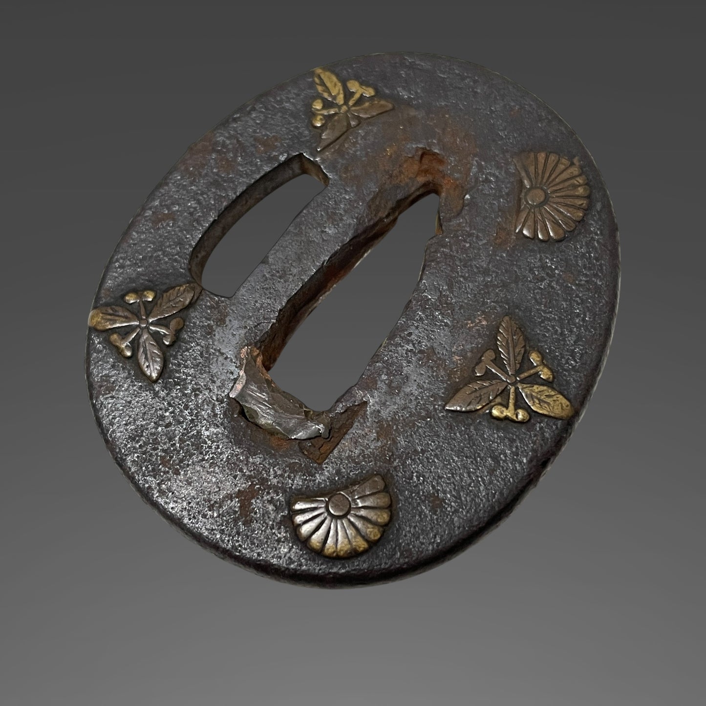 Ookissaki 大切先 Wakizashi, Mouse Fuchikashira 羽箒鼠縁頭, Yanagioni Kozuka, Edo period mumei